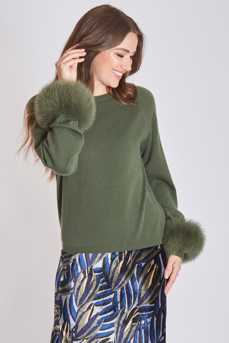 THIN CASHMERE WITH FOX CUFFS-AVOCADO