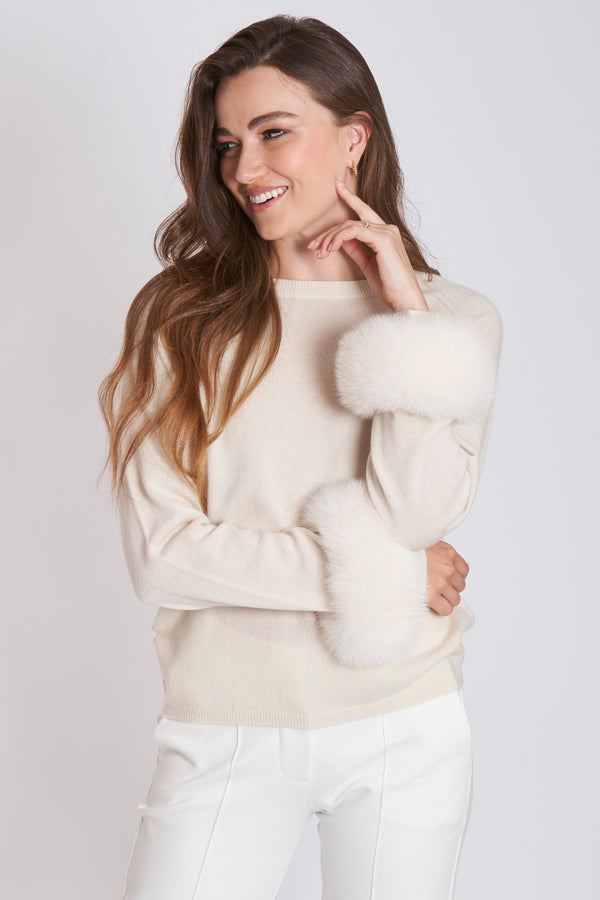 THIN CASHMERE WITH FOX CUFFS-WHITE