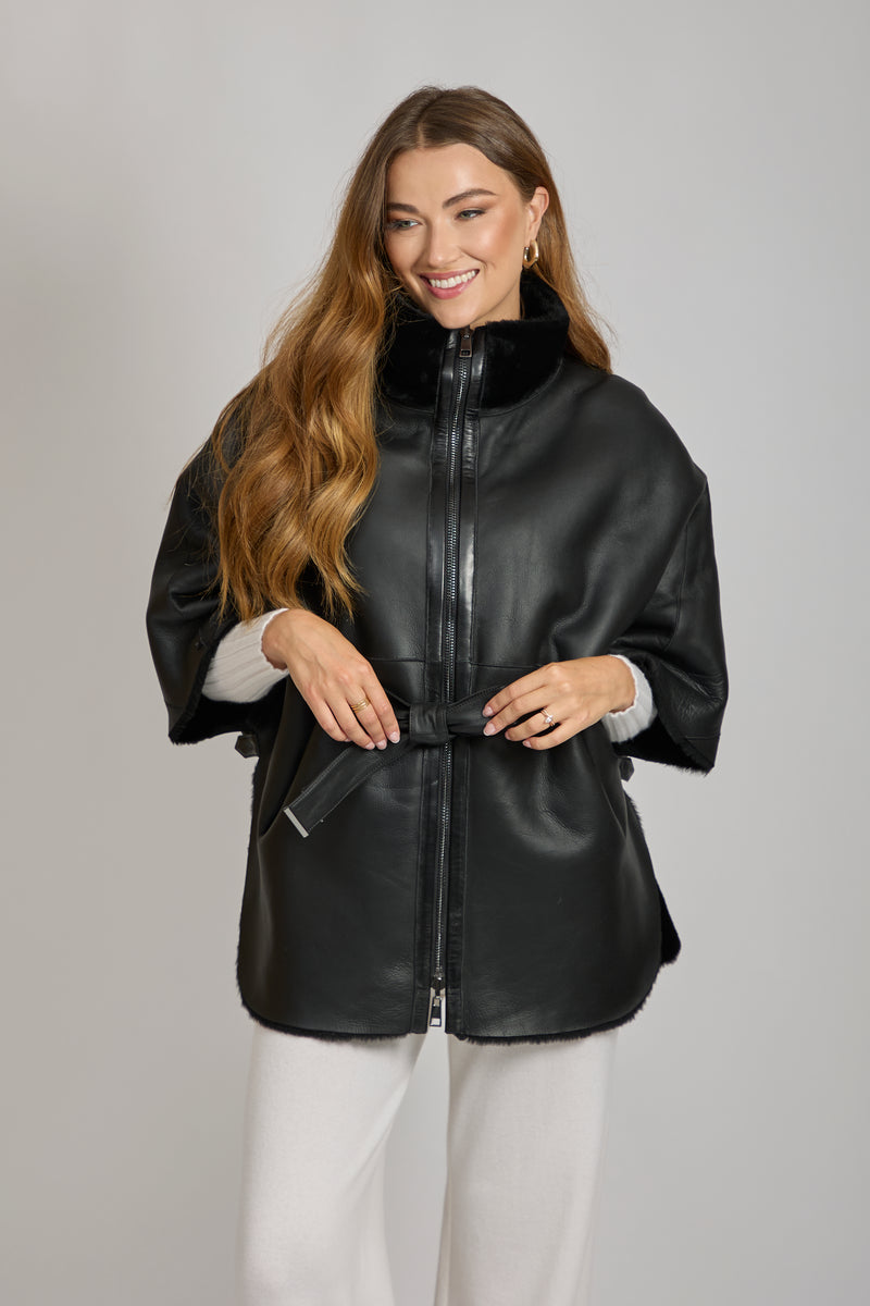 REVERSIBLE SHEARLING CAPE-BLACK