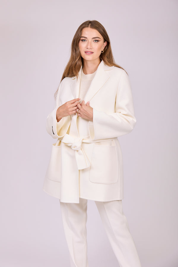 COAT WITH BELT	-MILK