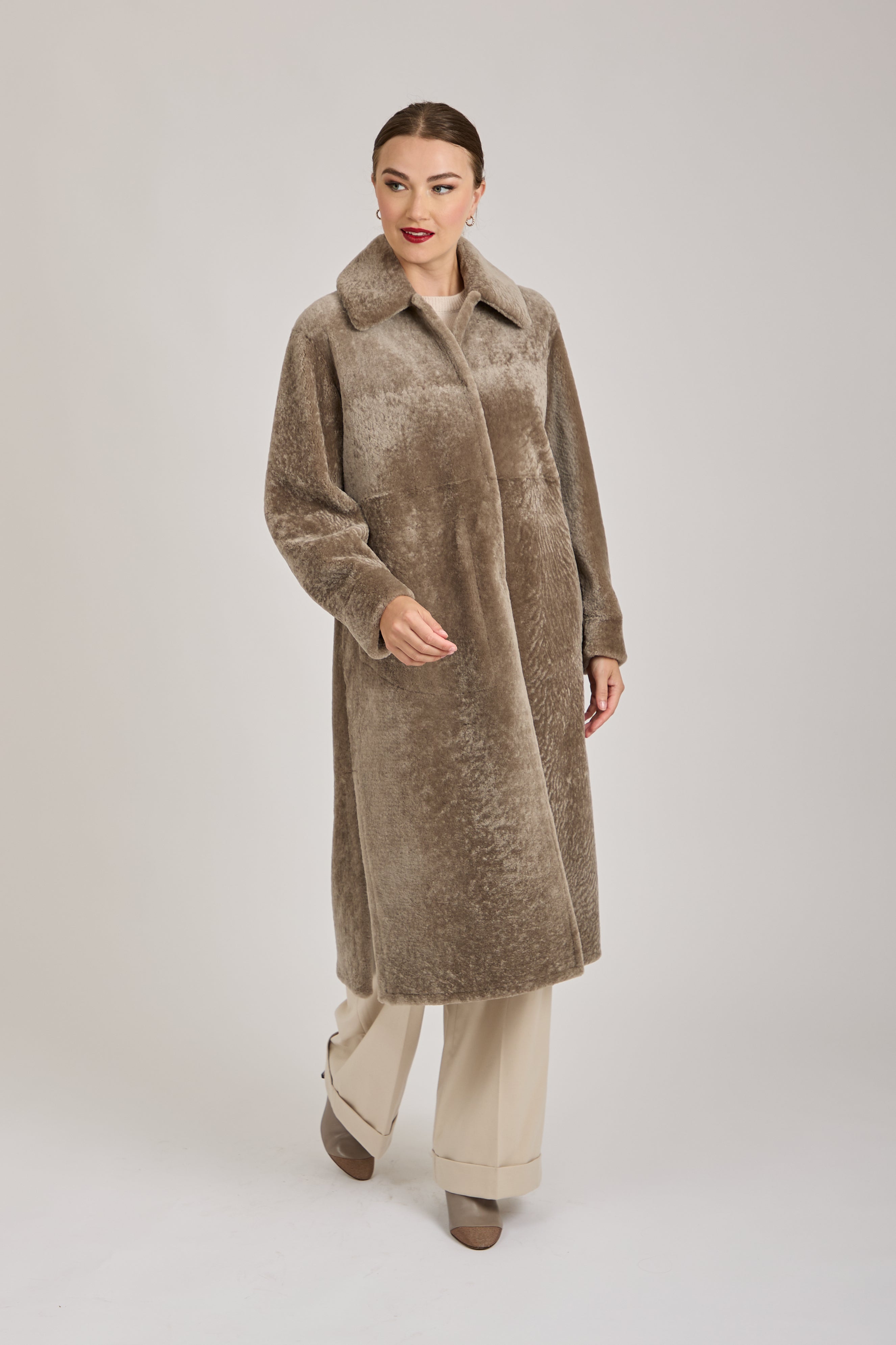 LONG SHEARLING COAT-GREIGE