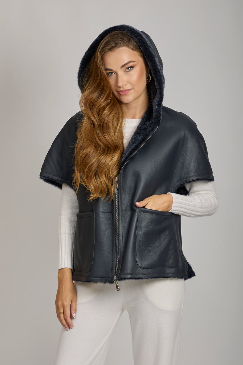 HOODED SHEARLING CAPE-BLUE