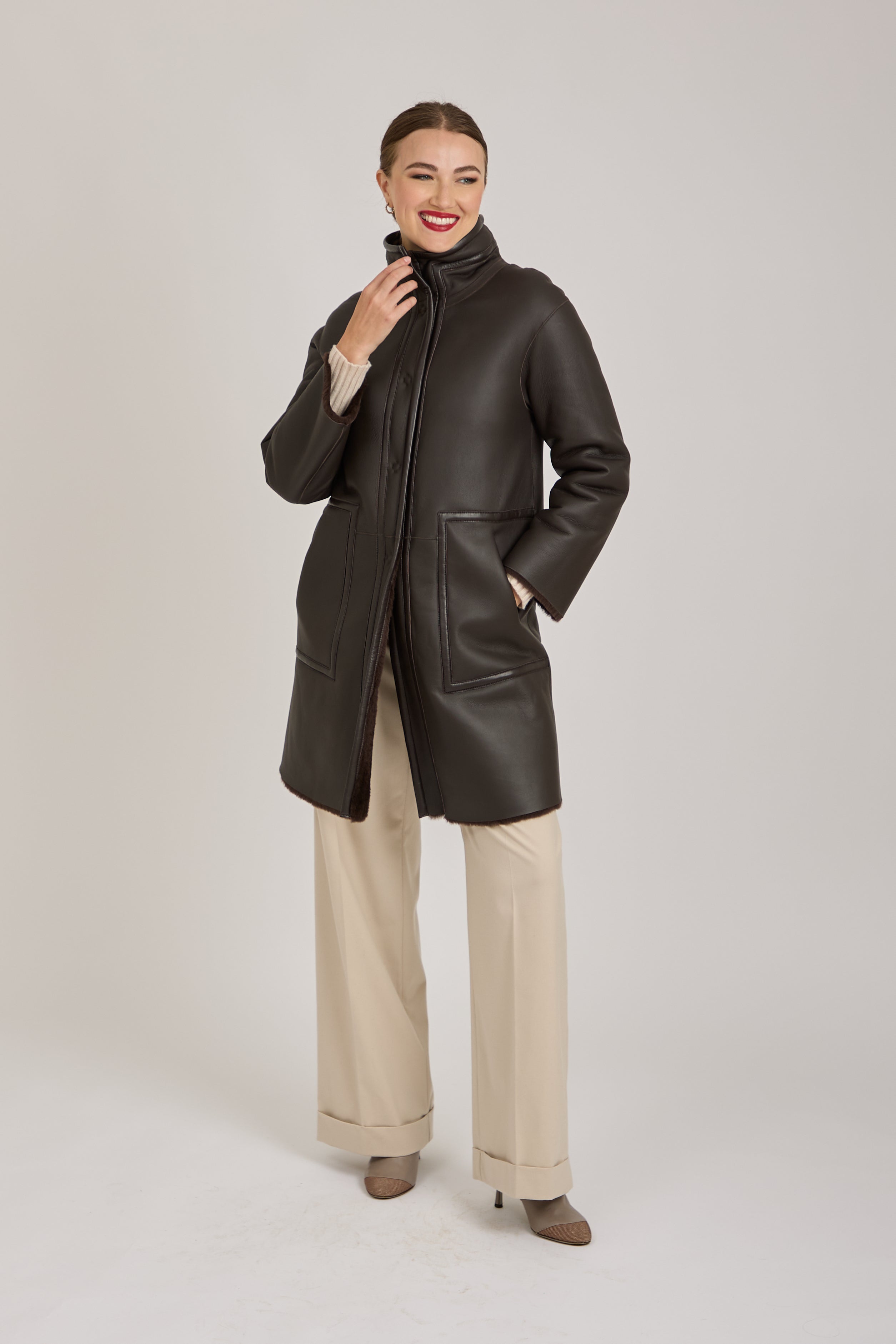 REVERSIBLE SHEARLING JACKET WITH LEATHER DETAILS - FONDENTE