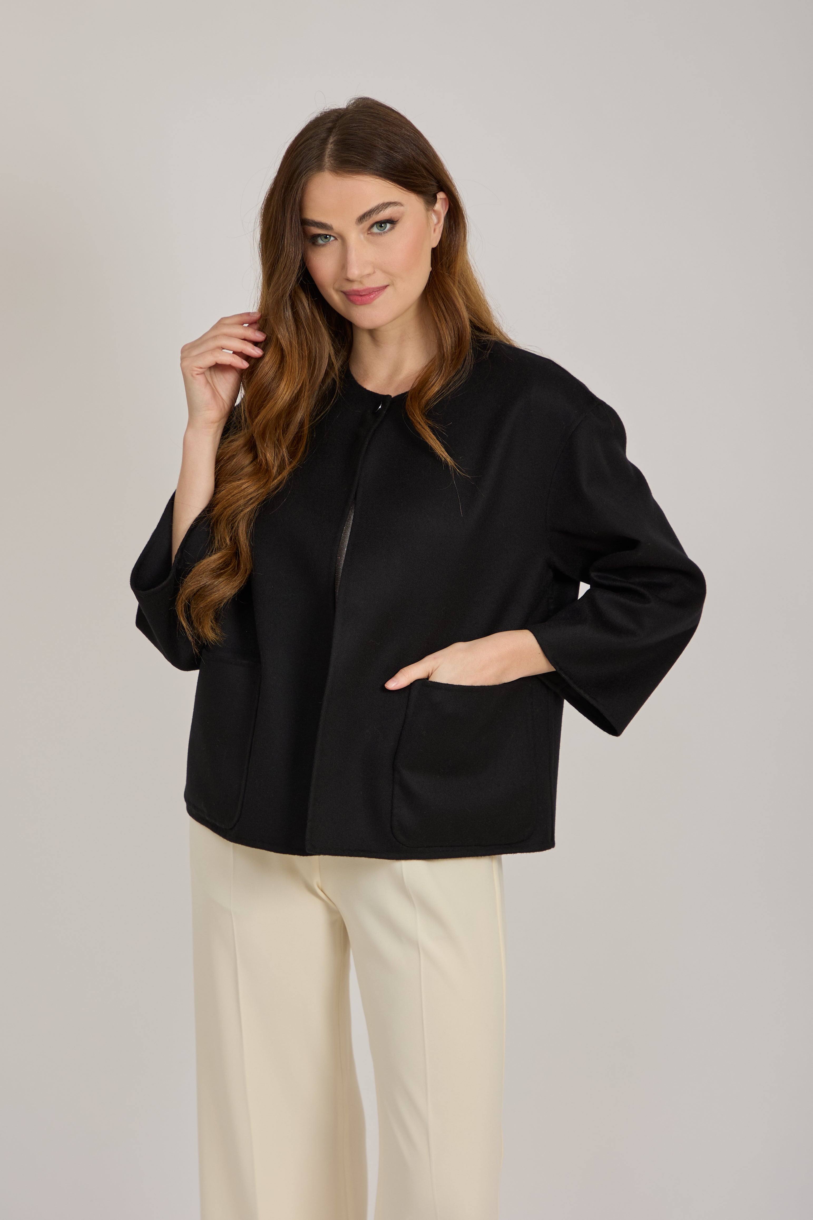 SHORT JACKET-BLACK