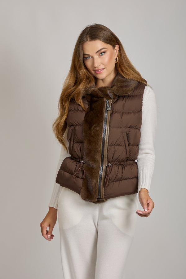 VEST WITH MINK DETAILS- KASTANIEN