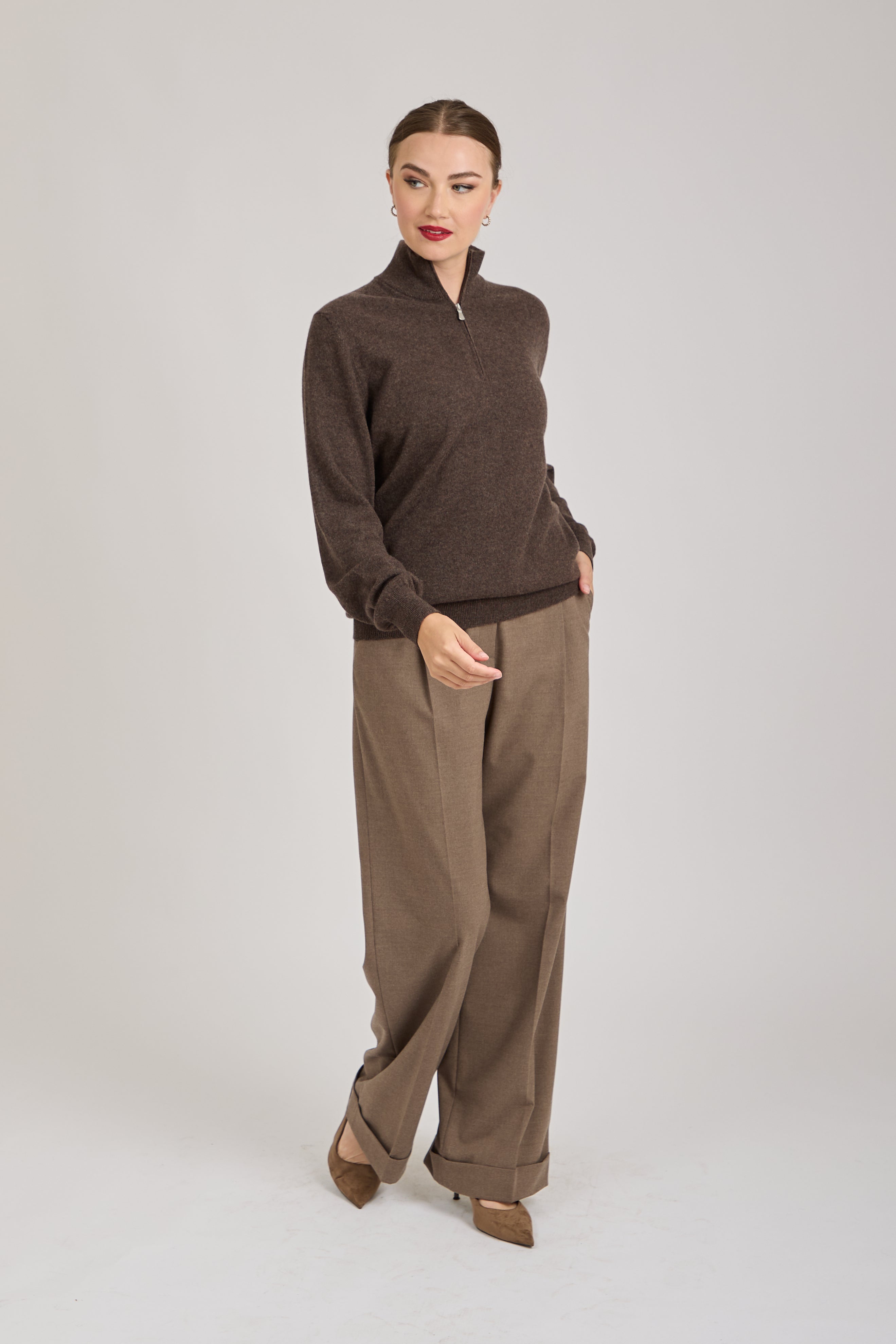 JUMPER WITH ZIP-BROWN