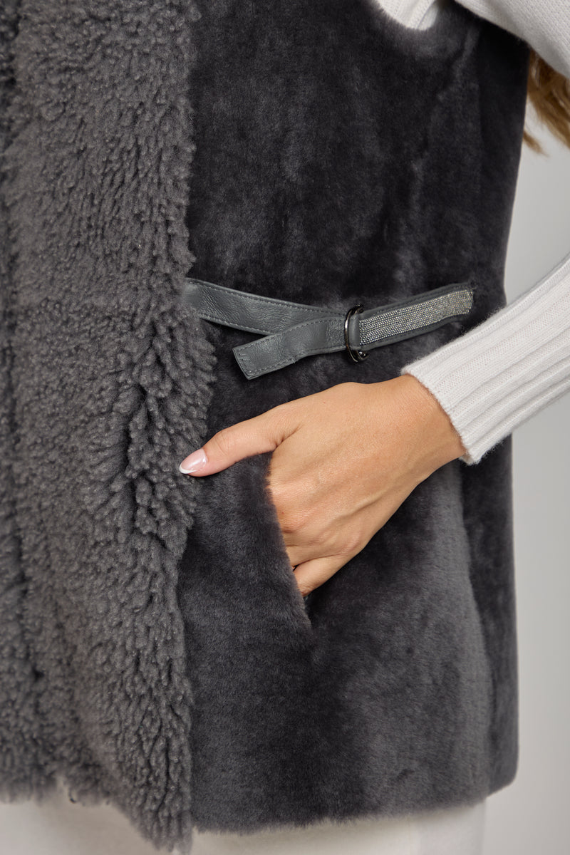 HOODED SHEARLING VEST - ANTHRACITE