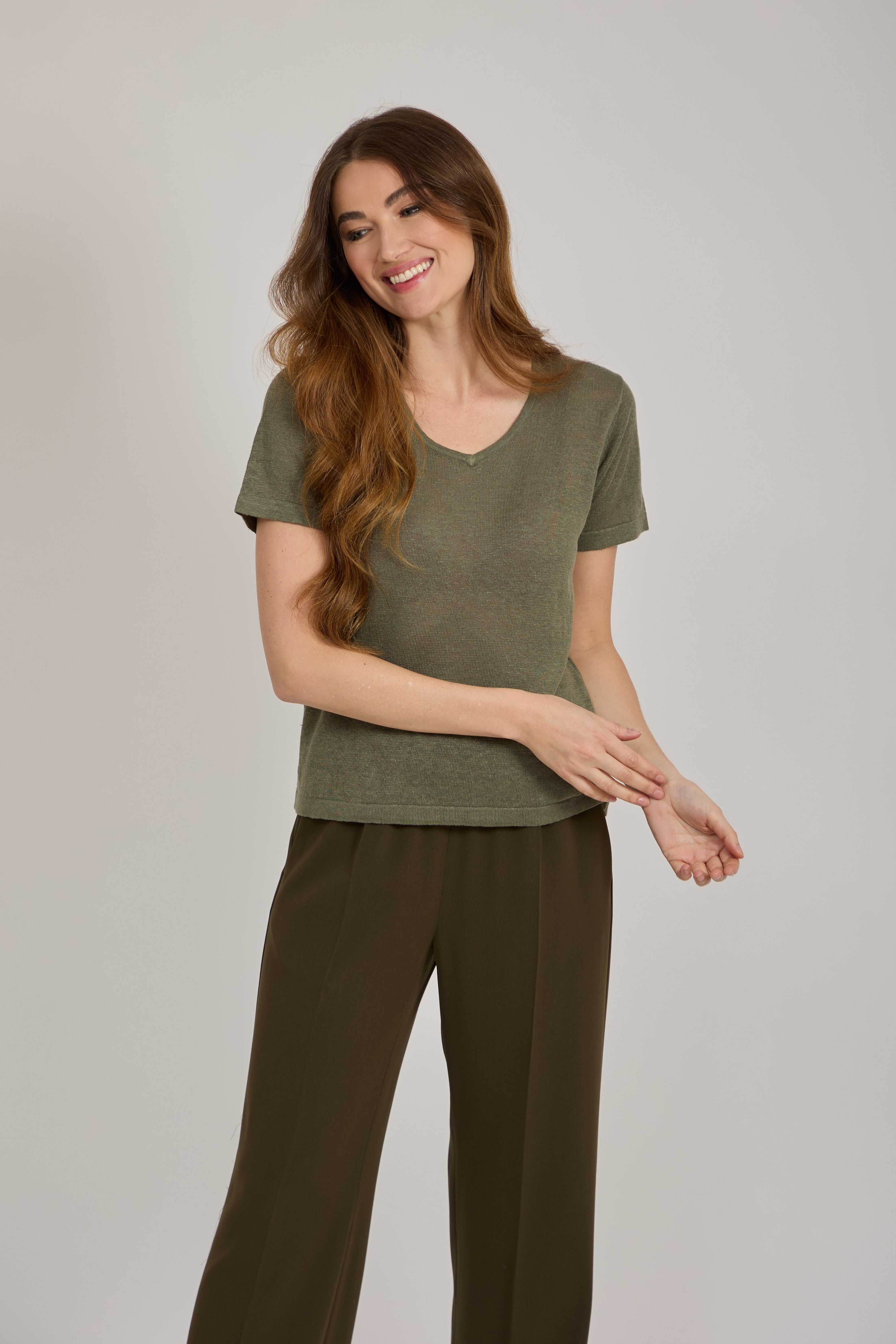 V NECK LINEN TOP -KAKI