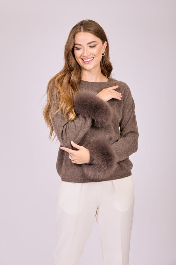 THIN CASHMERE WITH FOX CUFFS-TORNADO