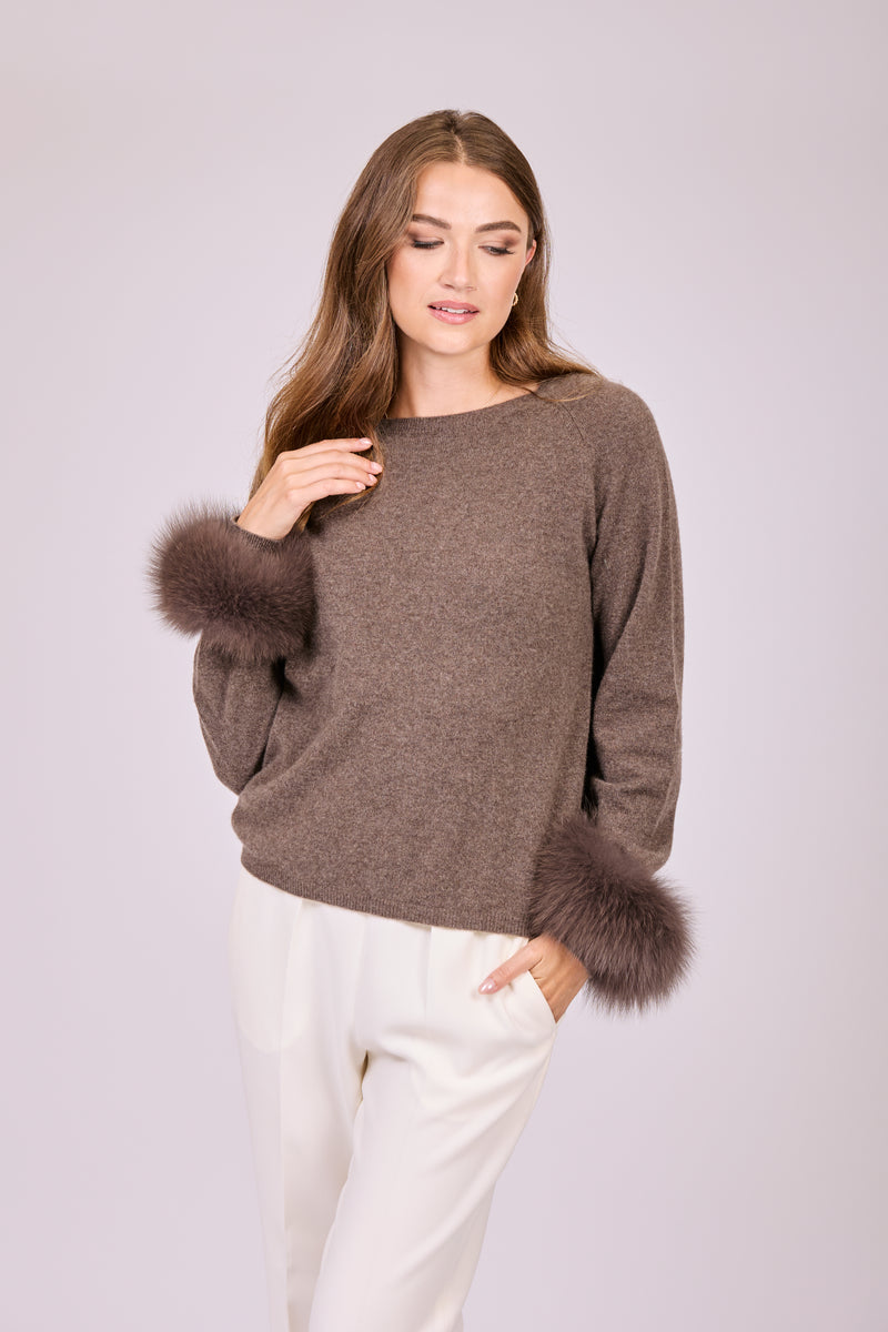 THIN CASHMERE WITH FOX CUFFS-TORNADO