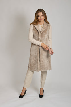 CURLY SHEARLING VEST-BEIGE