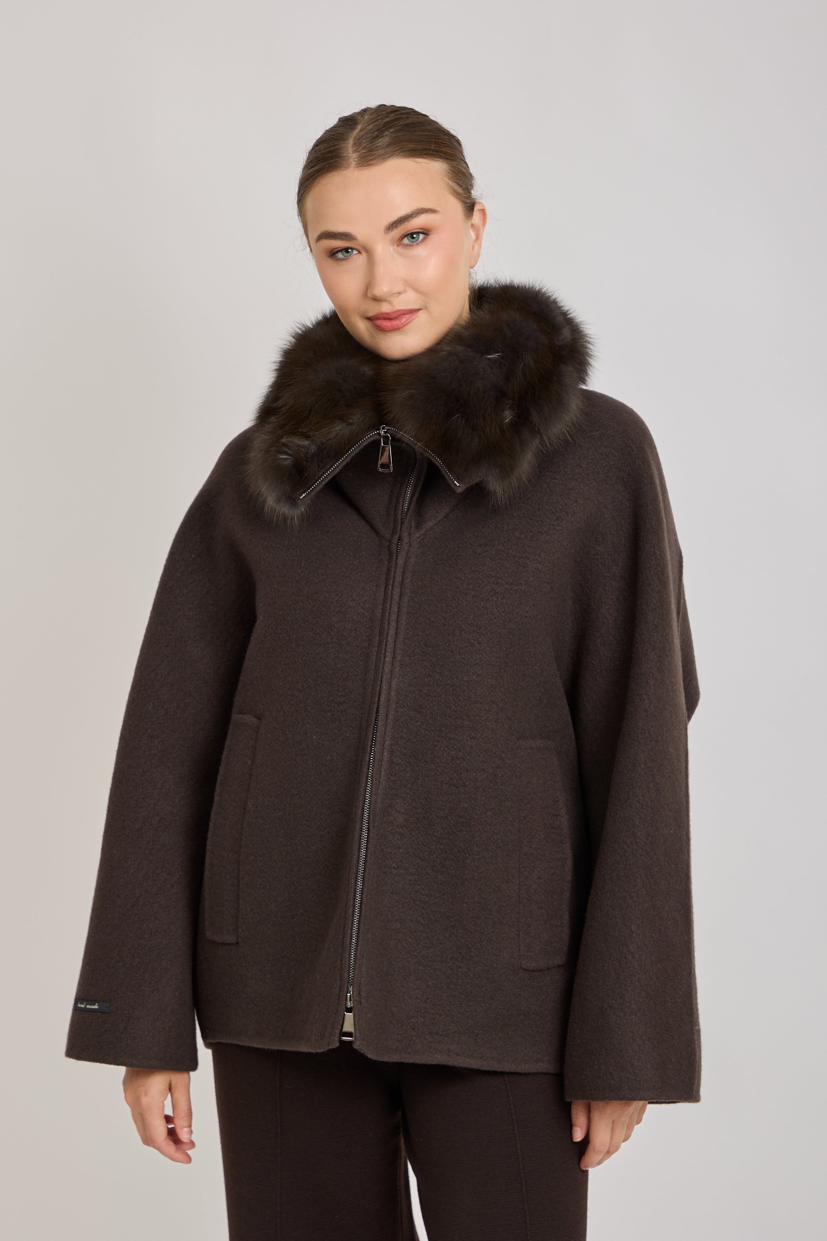 SHORT JACKET WITH SABLE COLLAR-CARRUBA