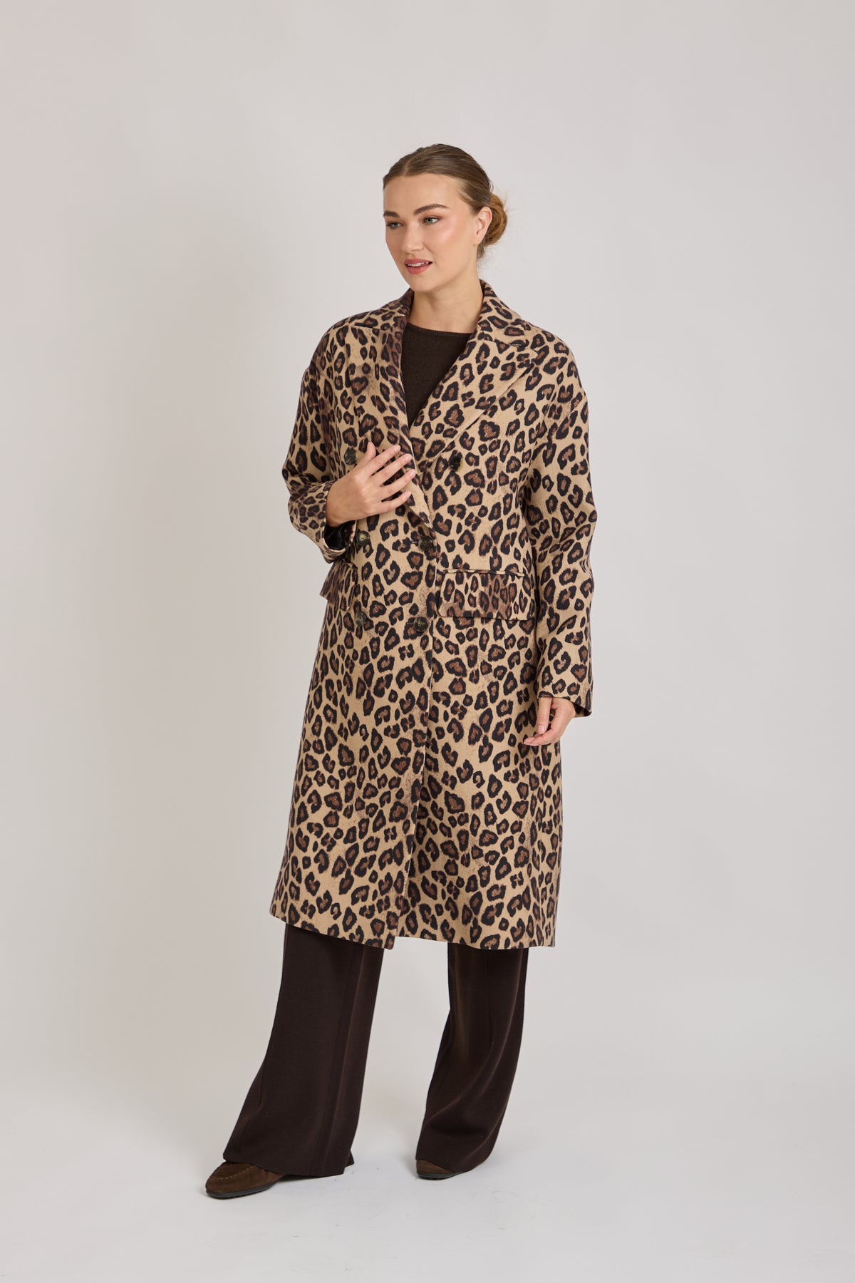 LEOPARD COAT