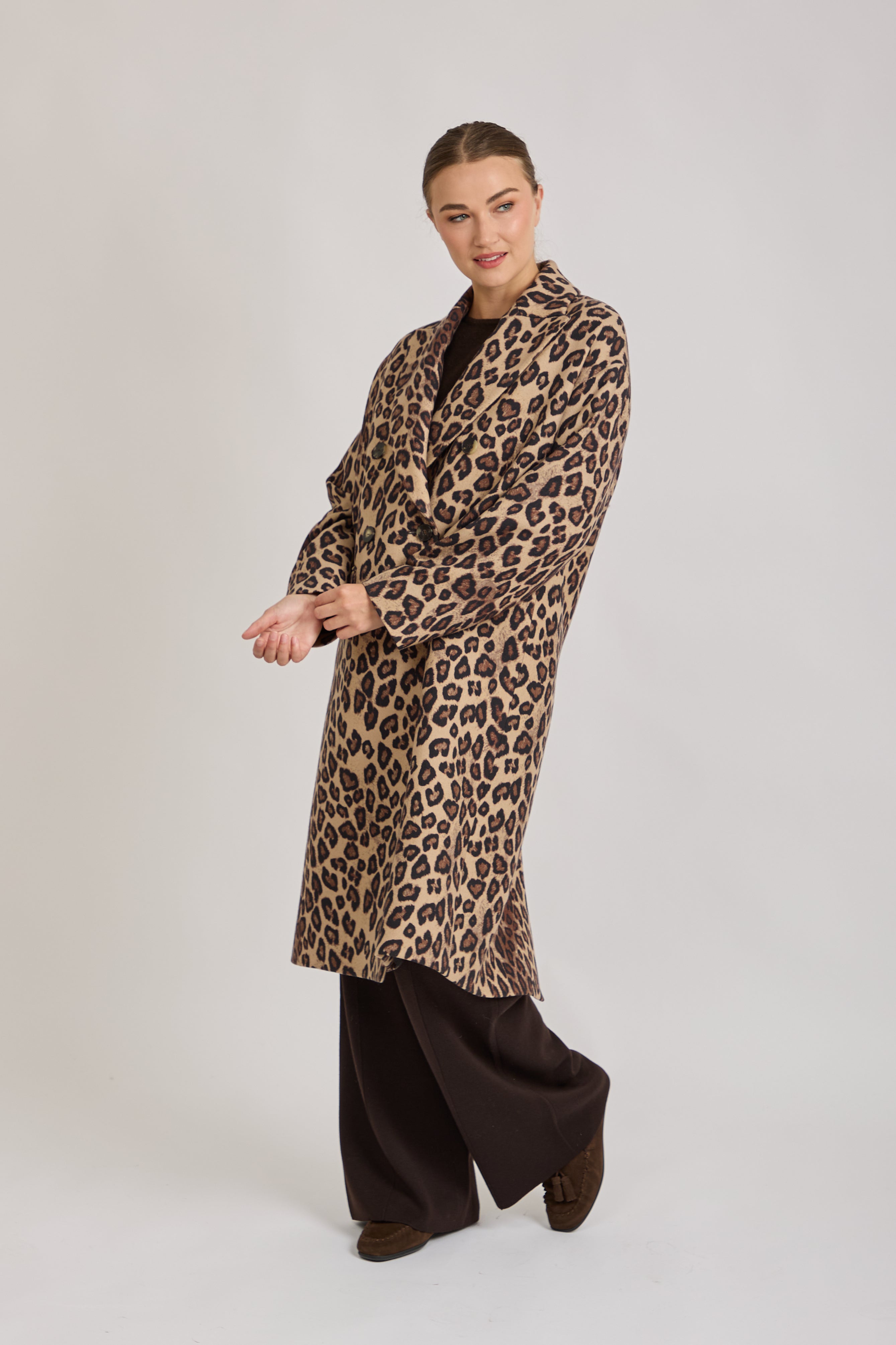 LEOPARD COAT