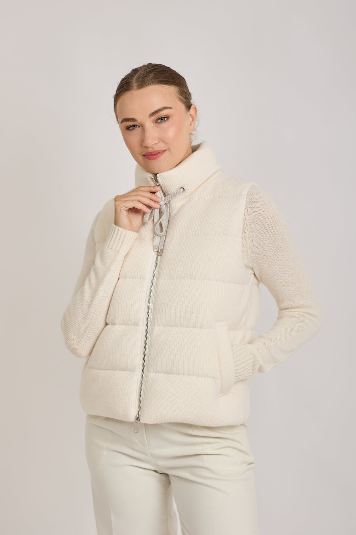 CASHMERE VEST-LATTE