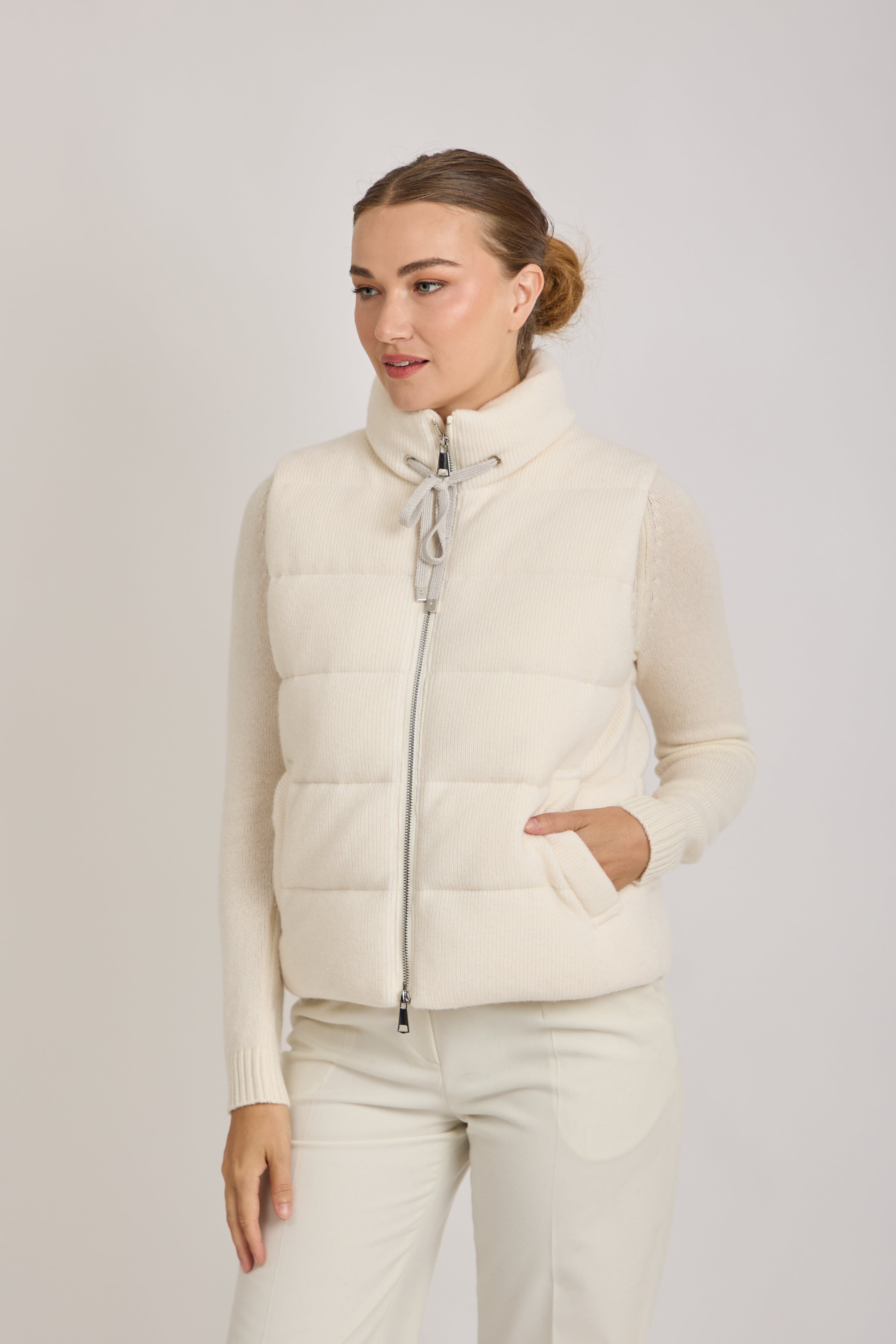 CASHMERE VEST-LATTE