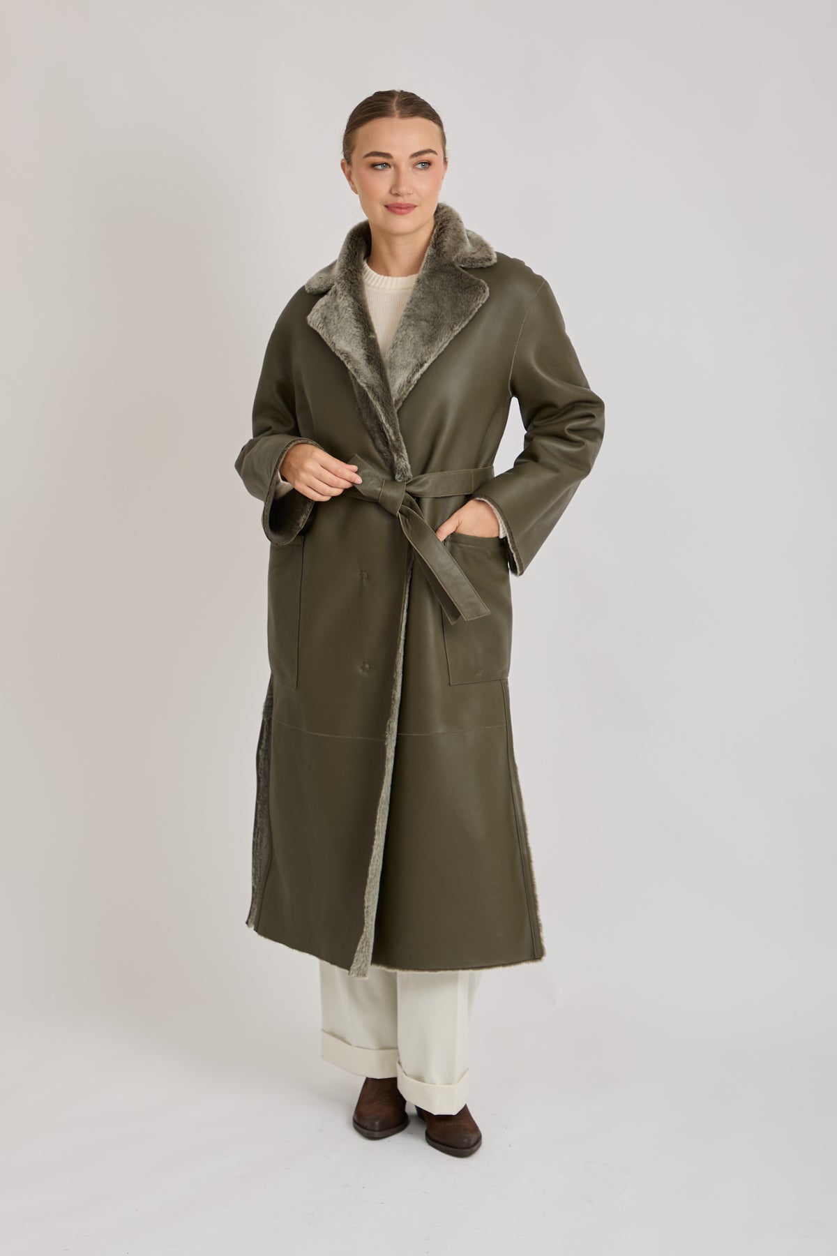 REVERSIBLE SHEARLING COAT-KAKI