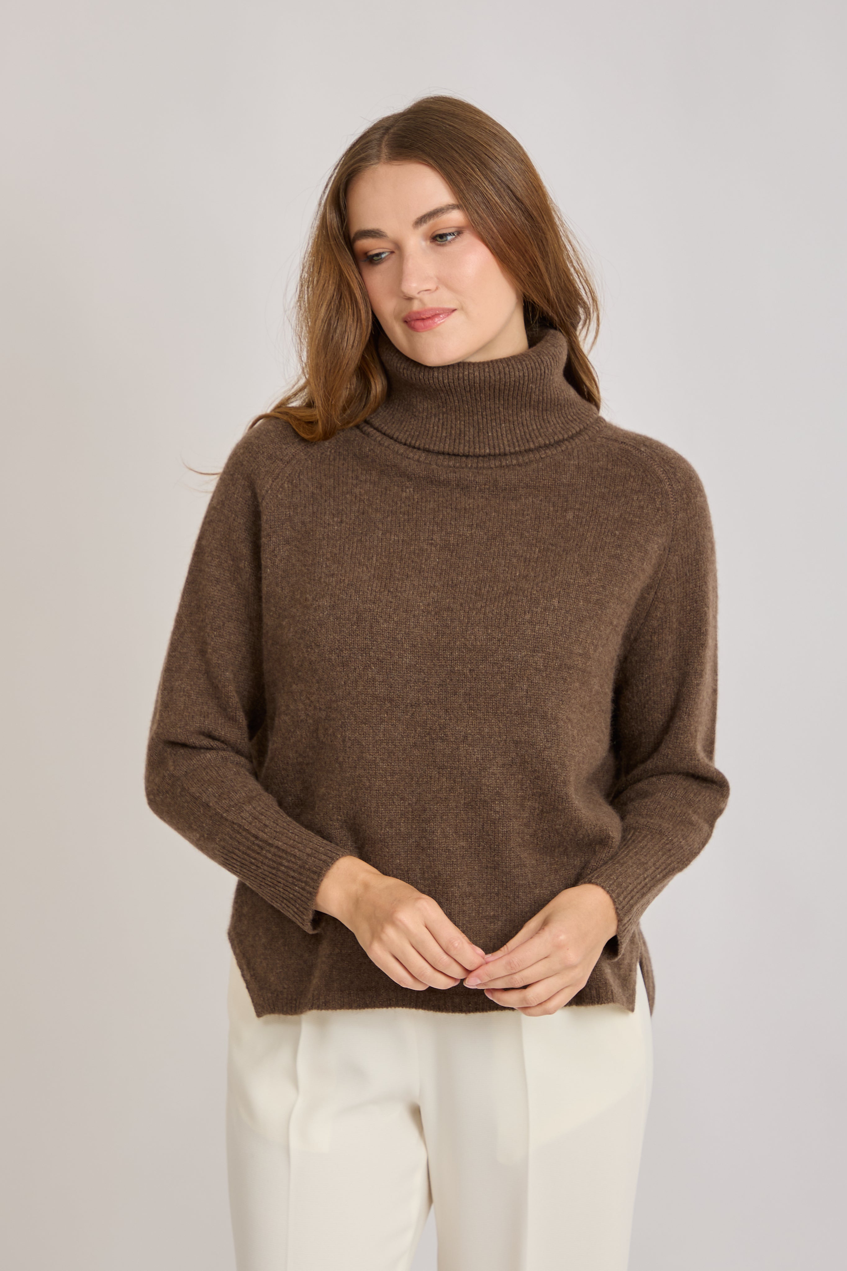 HIGH NECK CASHMERE JUMPER-MOKA