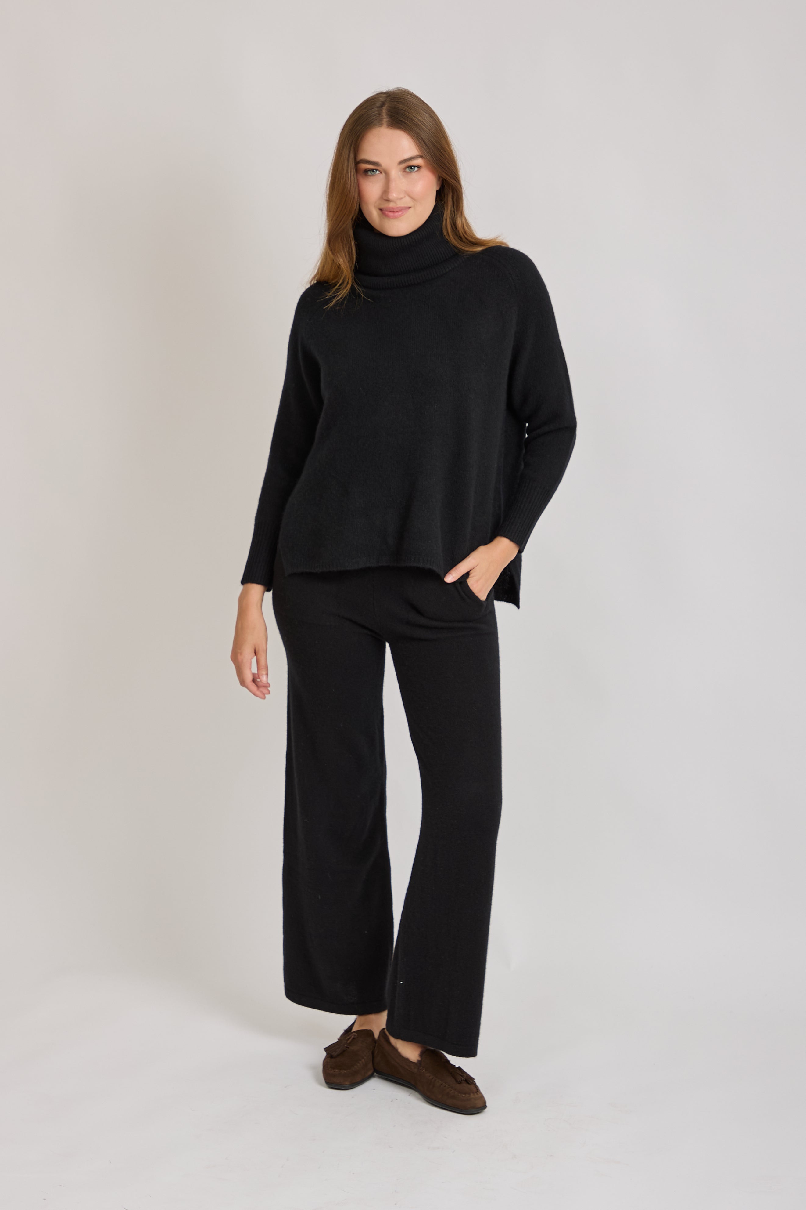 CASHMERE TROUSERS- BLACK