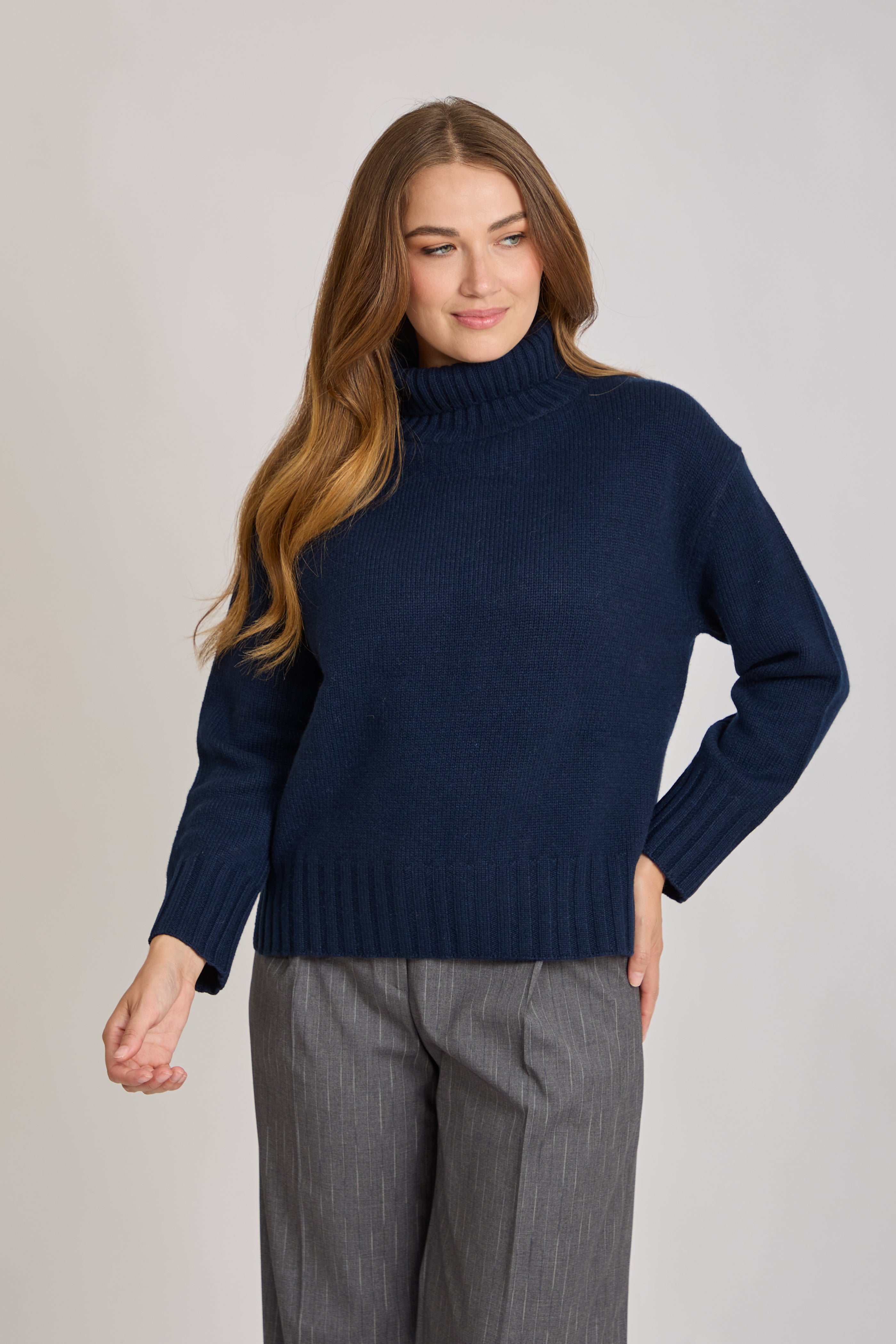 CASHMERE THIK HIGH NECK JUMPER- NAVY