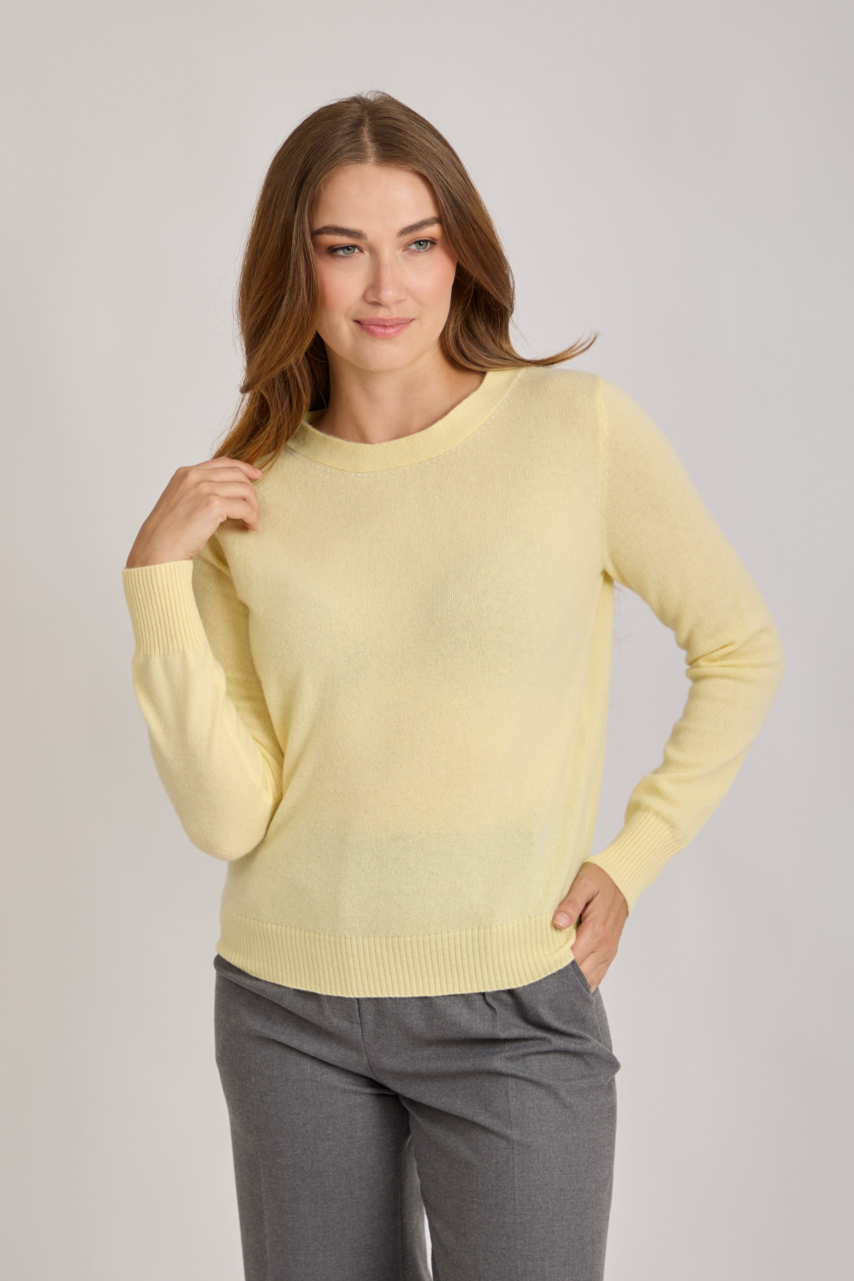 CREW NECK CASHMERE JUMPER WITH STRASS-POMELO
