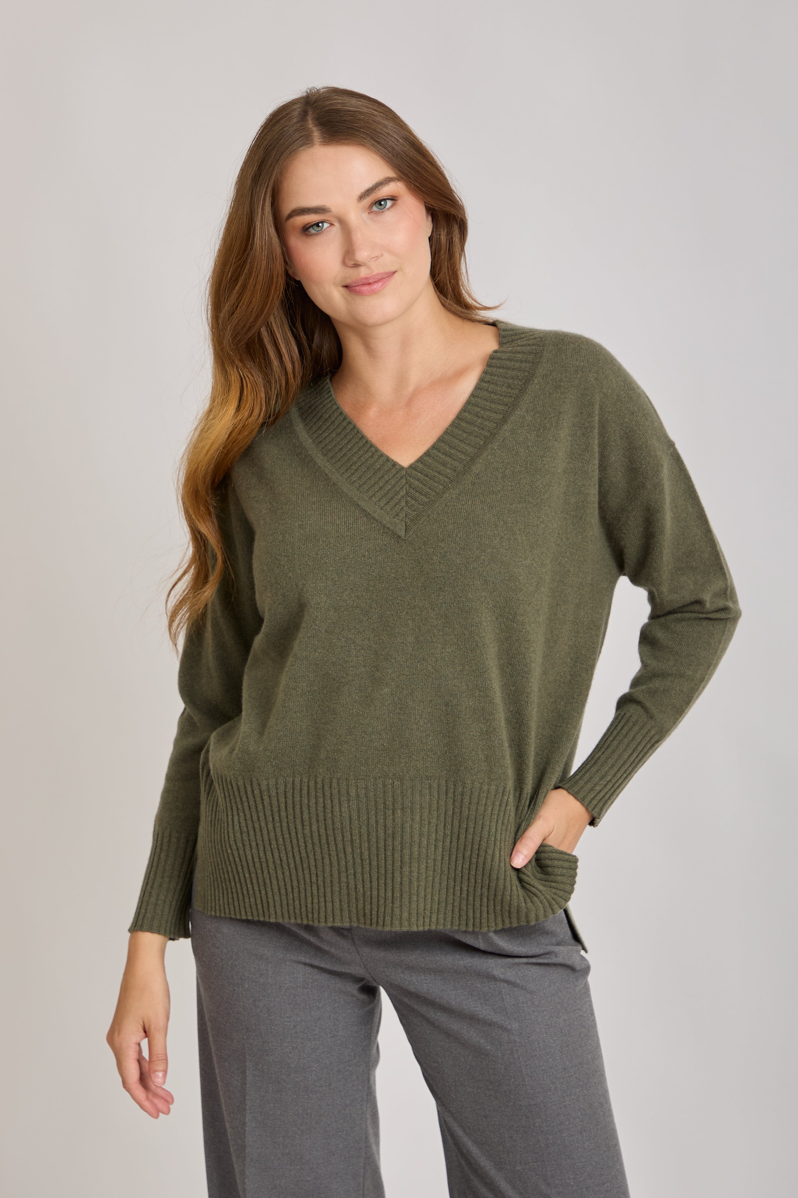 V NECK CASHMERE JUMPER-VEGETAL