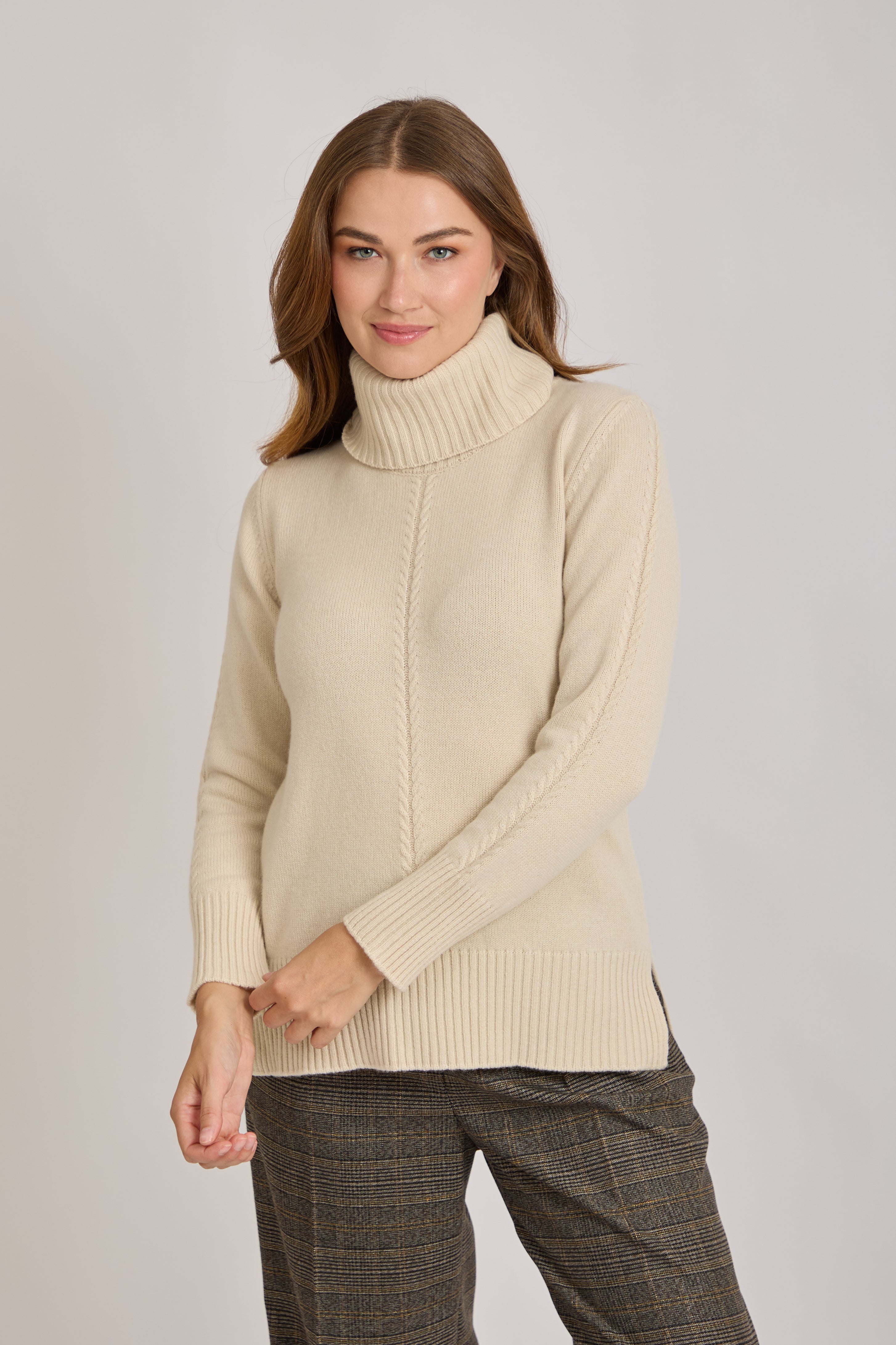 HIGH NECK CASHMERE JUMPER- BEIGE