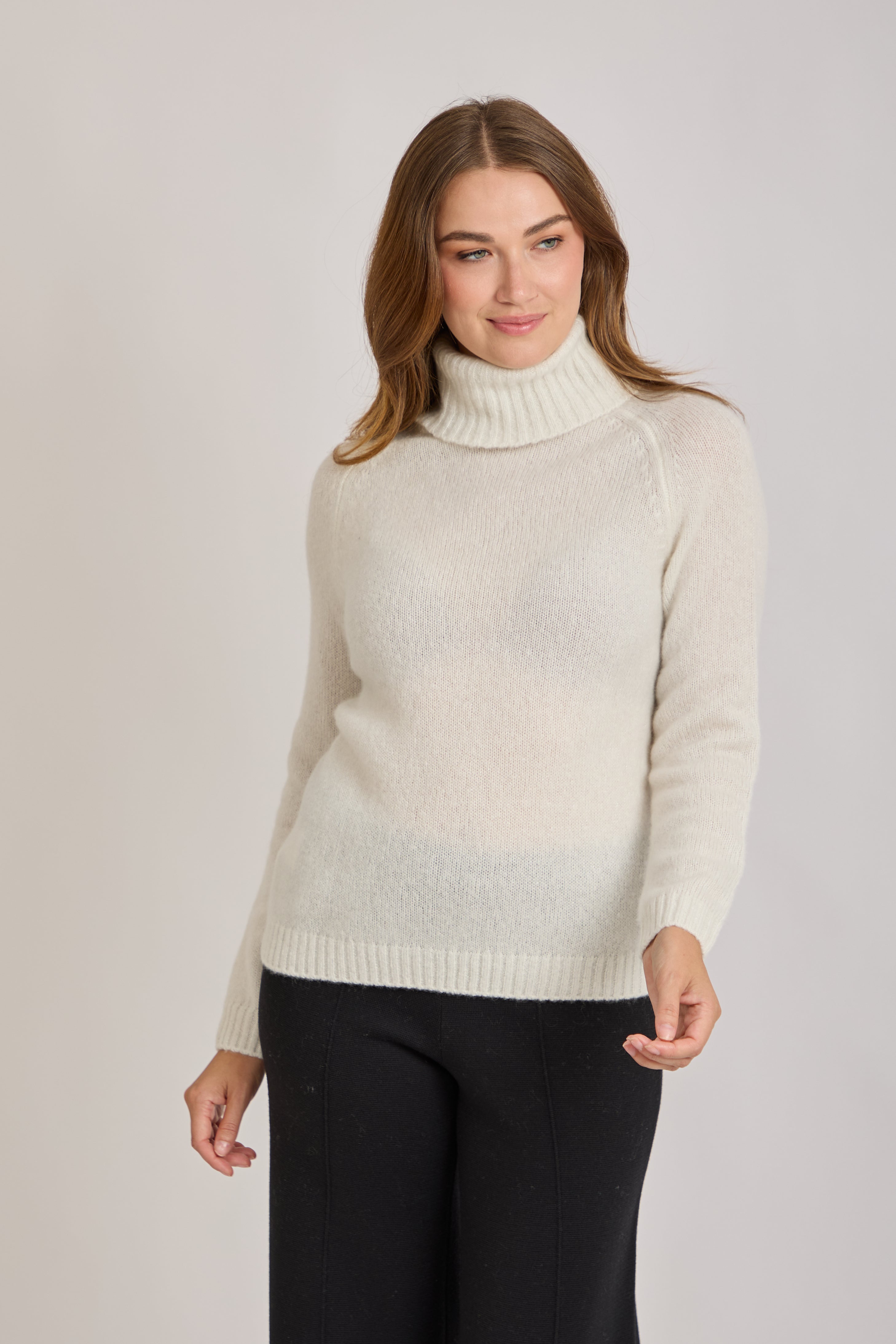 CASHMERE TURTLE NECK-IVOR/LUREX