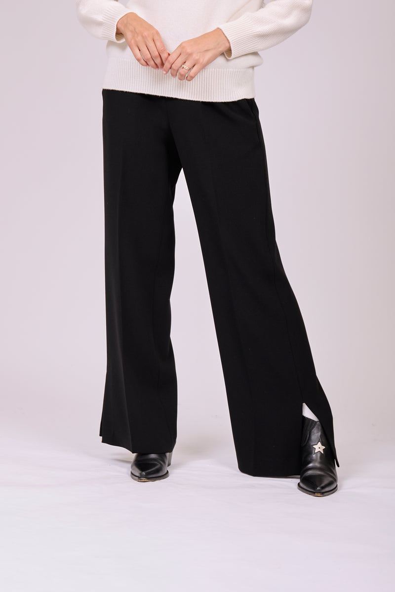 TROUSERS WITH SLIT-BLACK