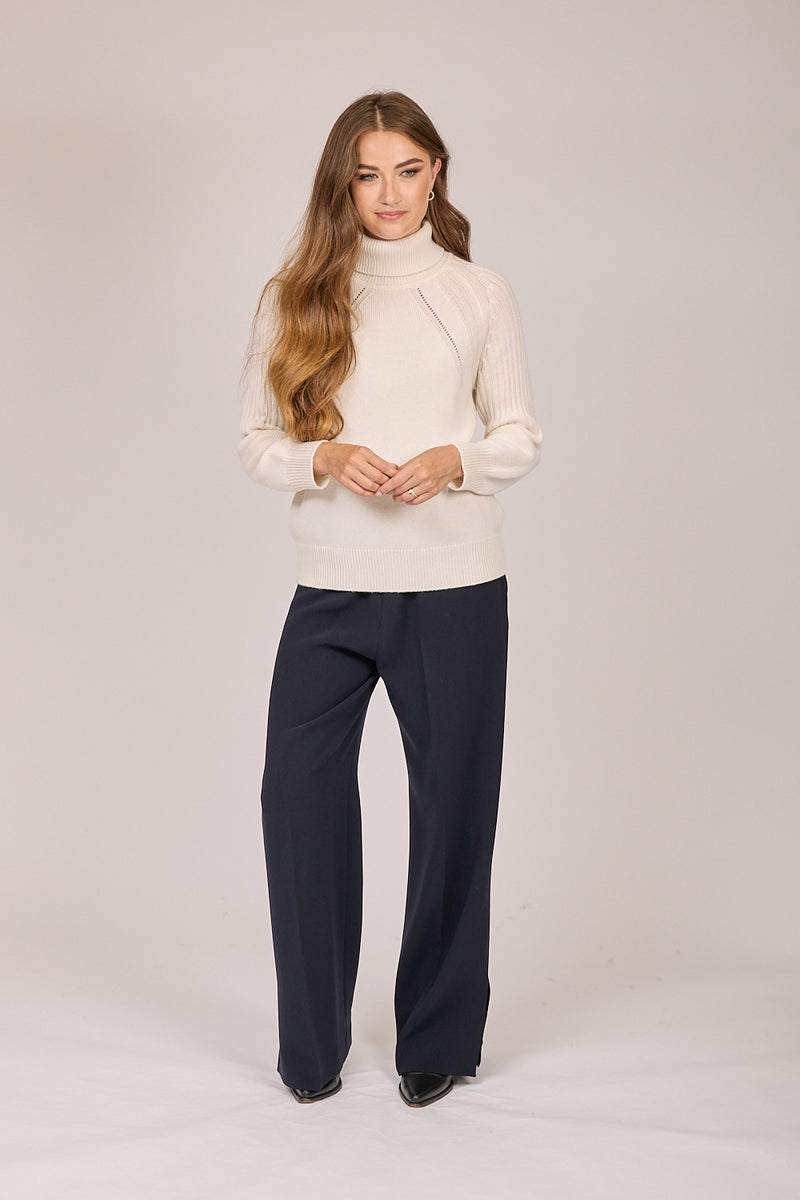 TROUSERS WITH SLIT-NAVY