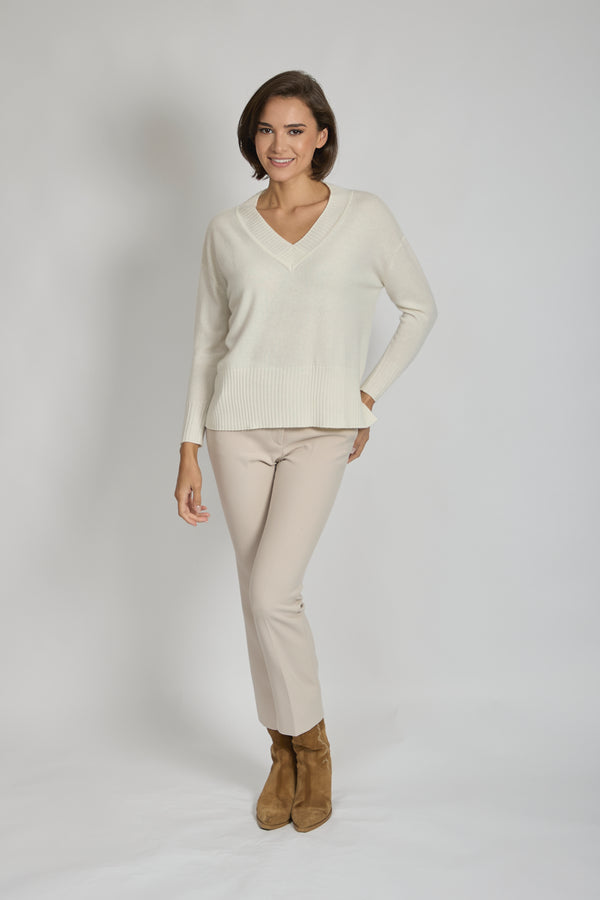 V NECK JUMPER -CREAM