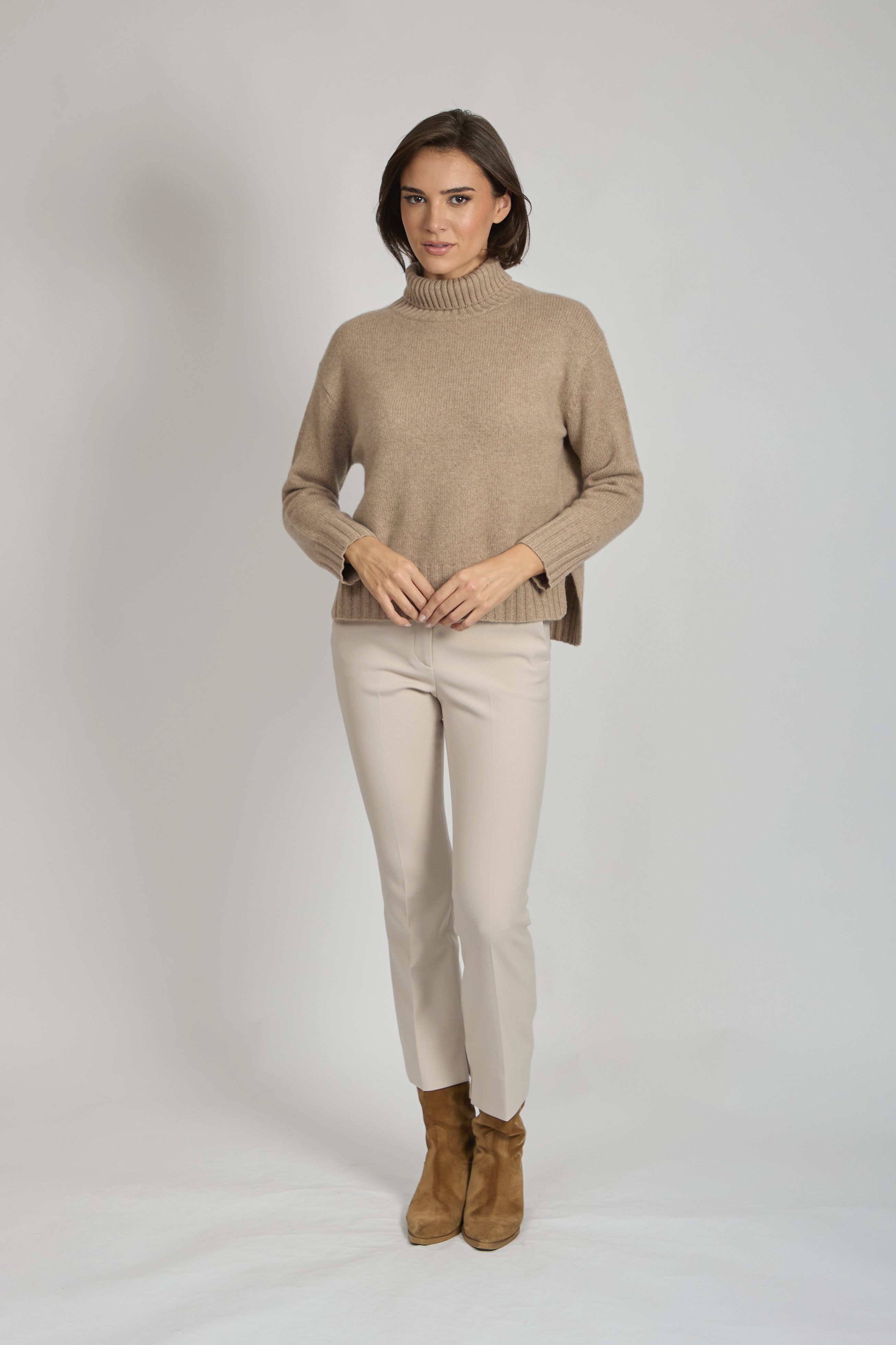 THICK HIGH NECK JUMPER-NOISETTE