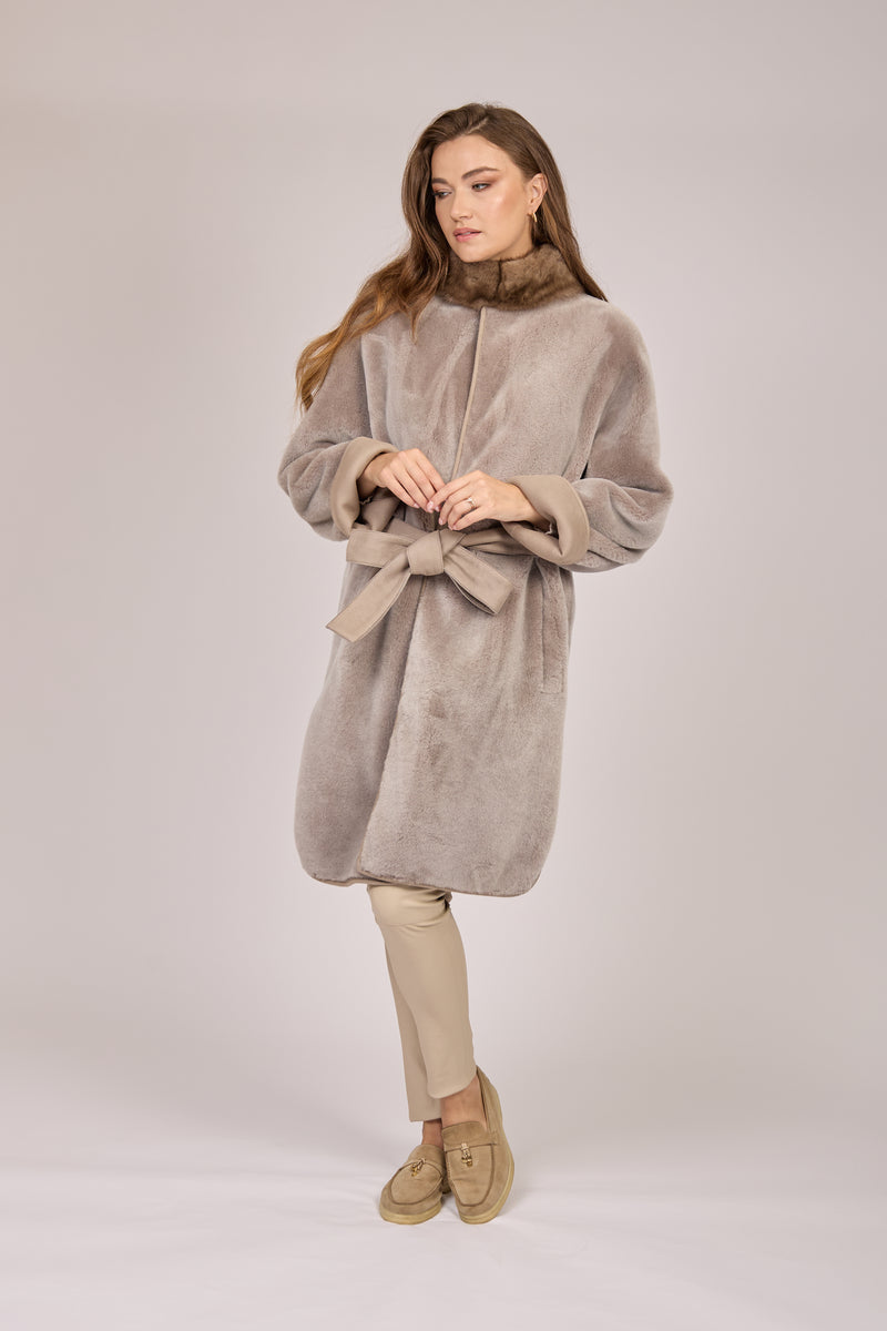 REVERSIBLE SUEDE SHEARLING COAT WITH SABLE-TAUPE