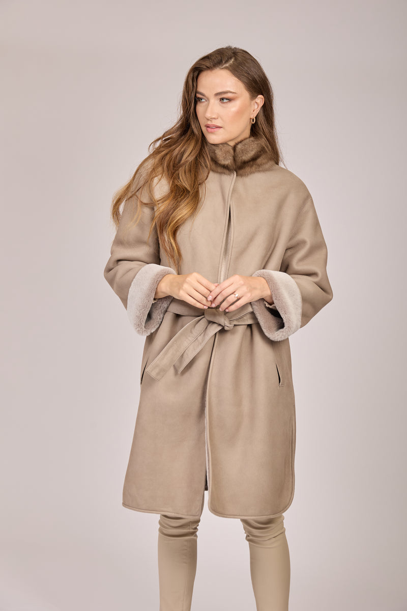 REVERSIBLE SUEDE SHEARLING COAT WITH SABLE-TAUPE