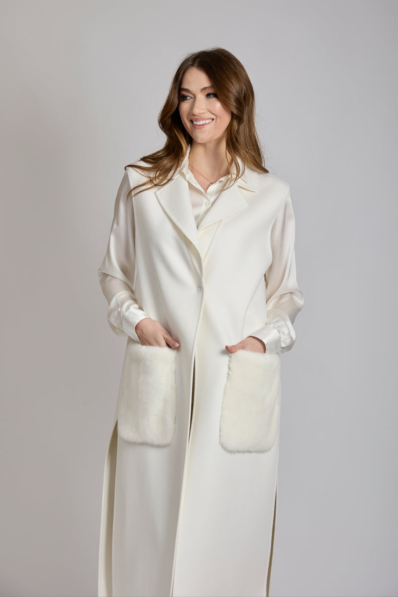 LONG CASHMERE VEST WITH MINK PACKET-MILK