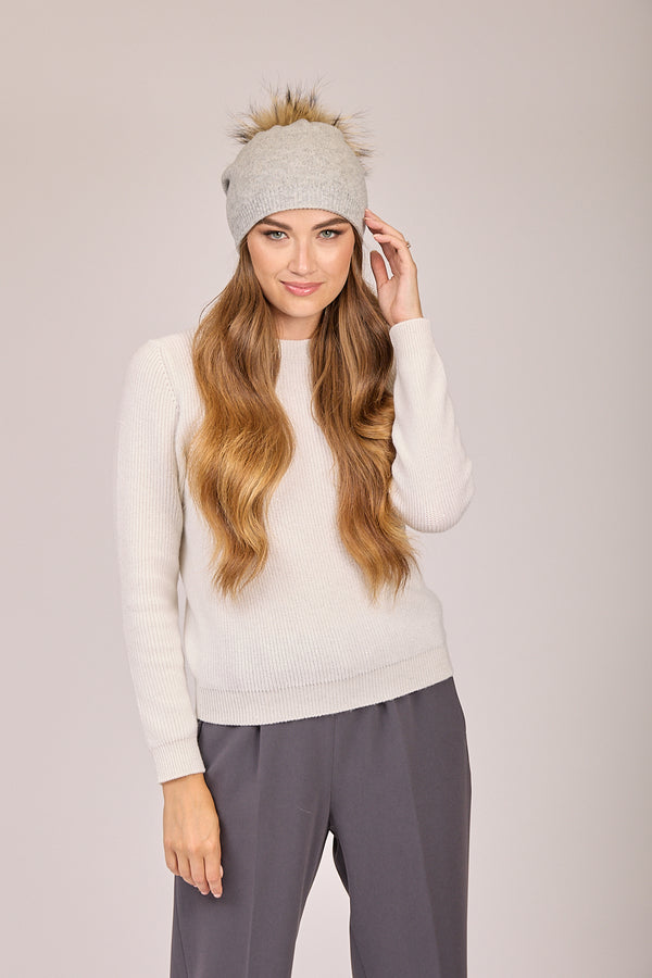 BEANIE POM HAT - LIGHT GREY