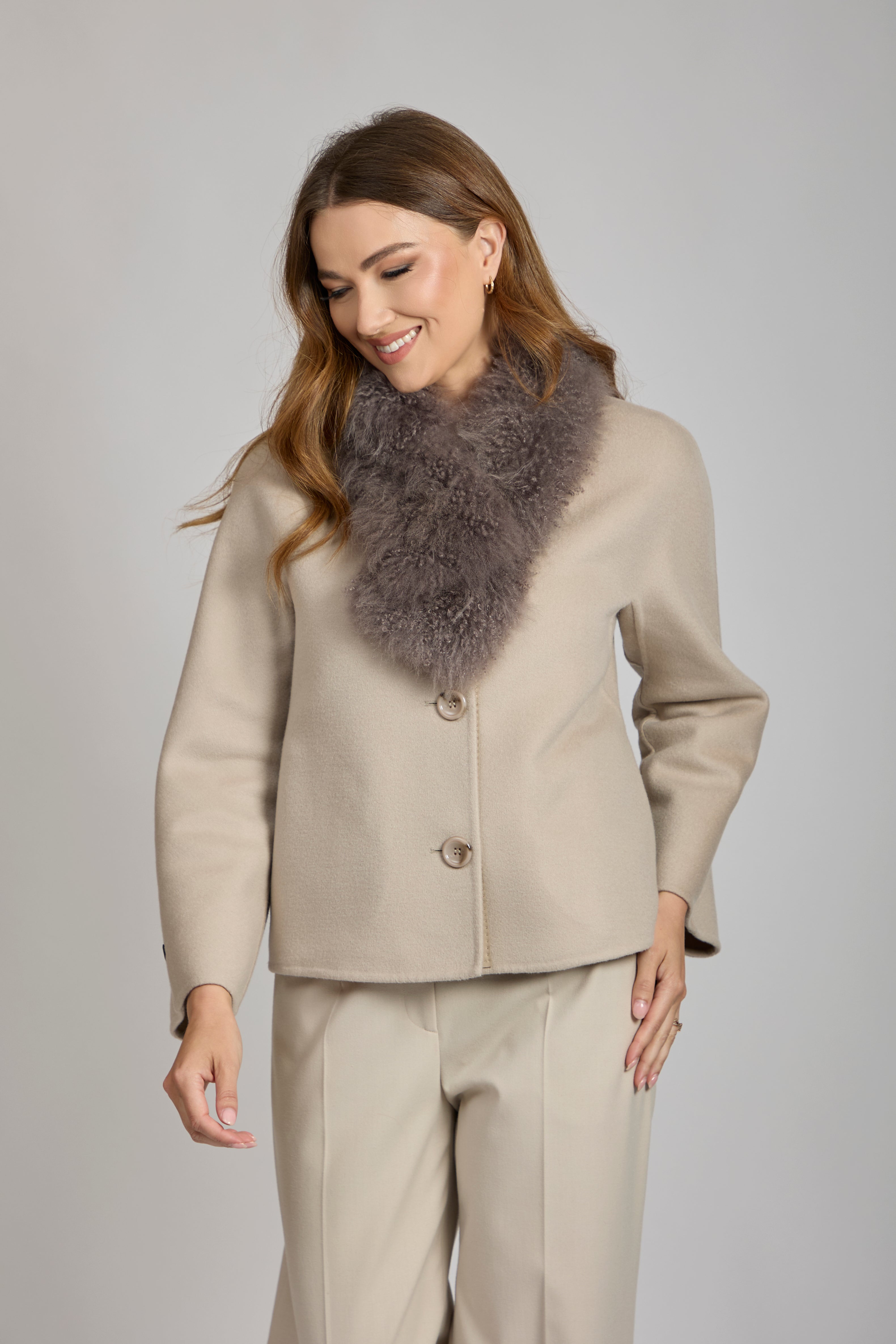 Écharpe intemporelle en cachemire taupe