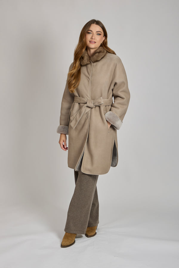 REVERSIBLE SUEDE SHEARLING COAT WITH SABLE-TAUPE