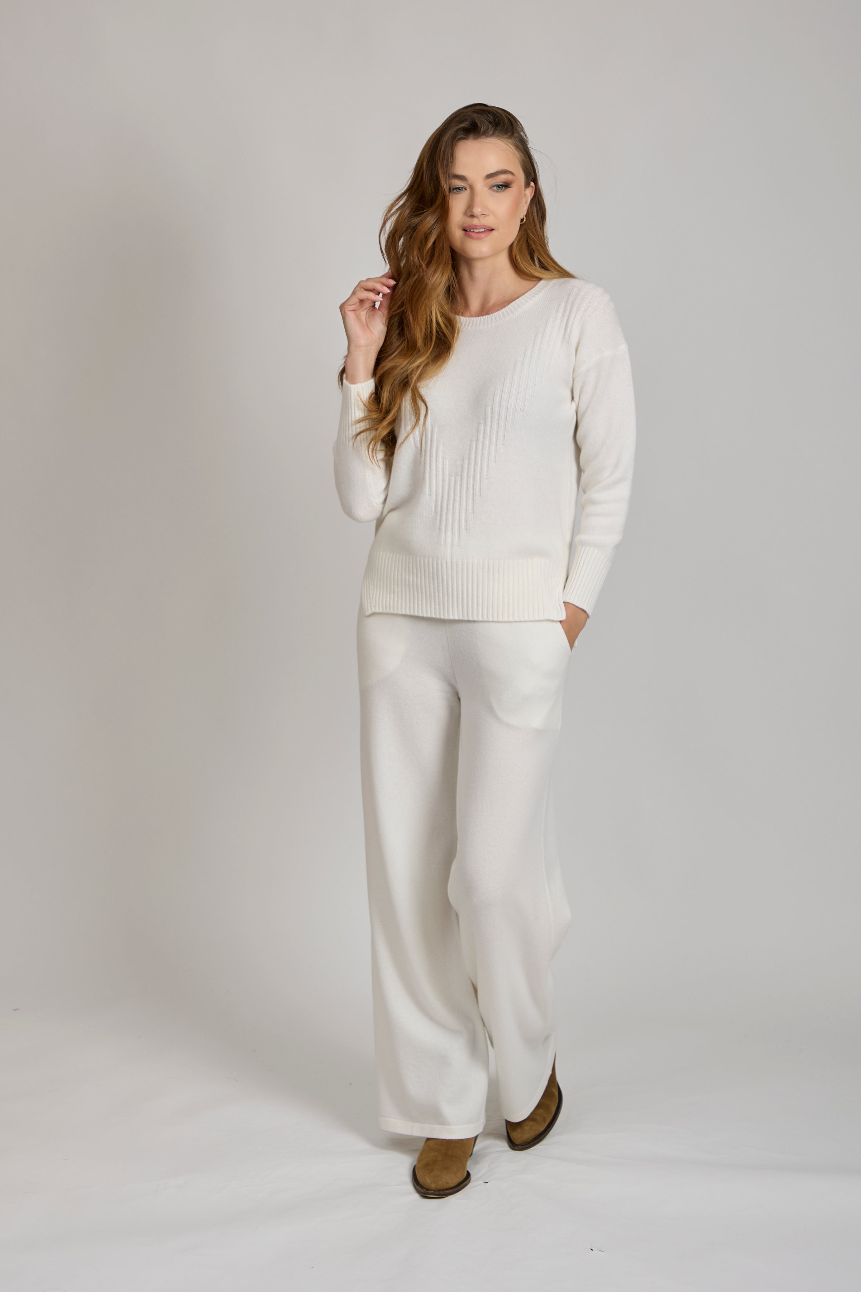 CREW NECK JUMPER -WHITE