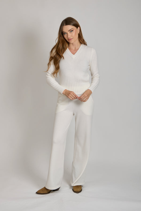 V NECK JUMPER- WHITE