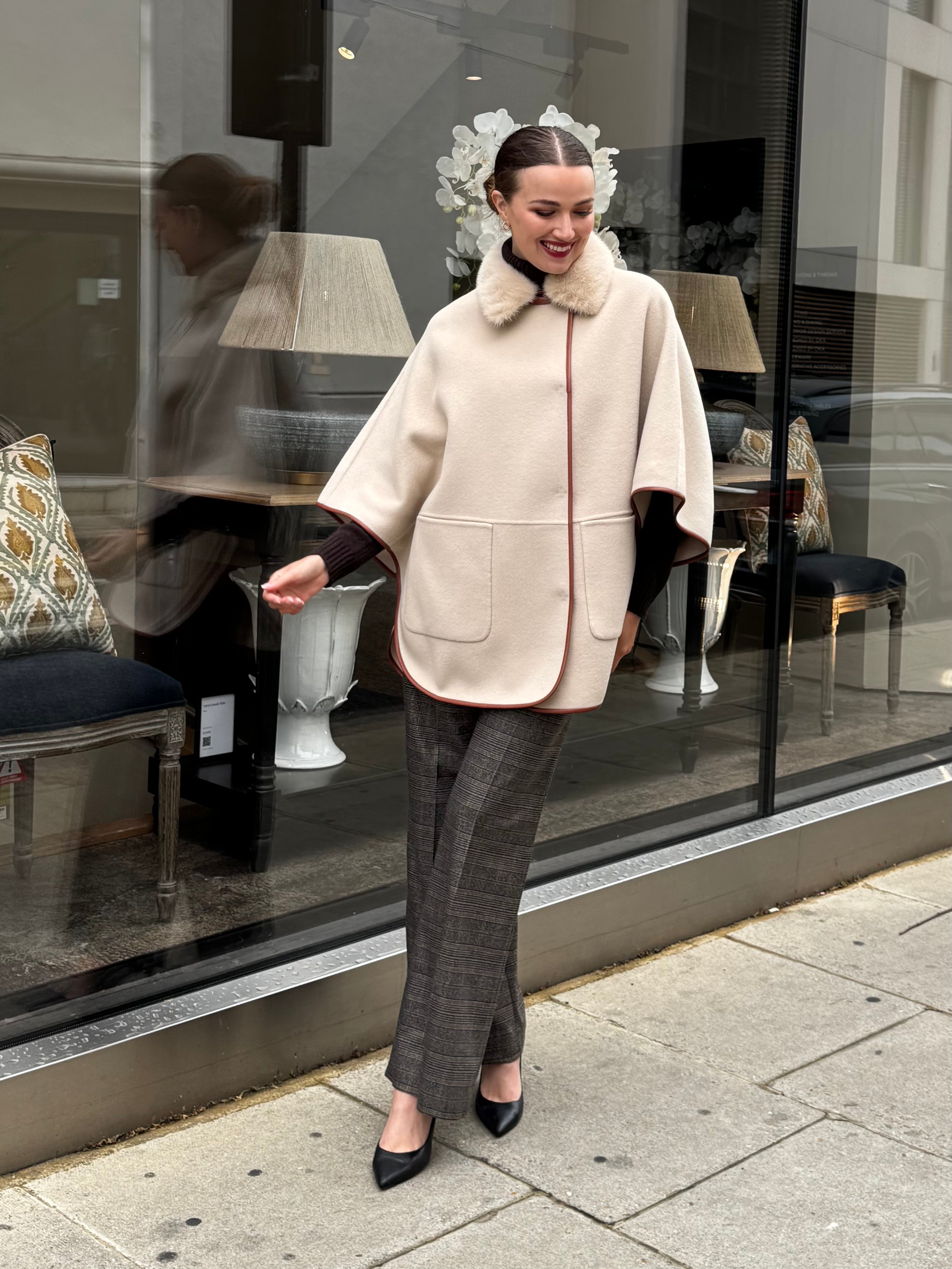 CAPE WITH MINK COLLAR