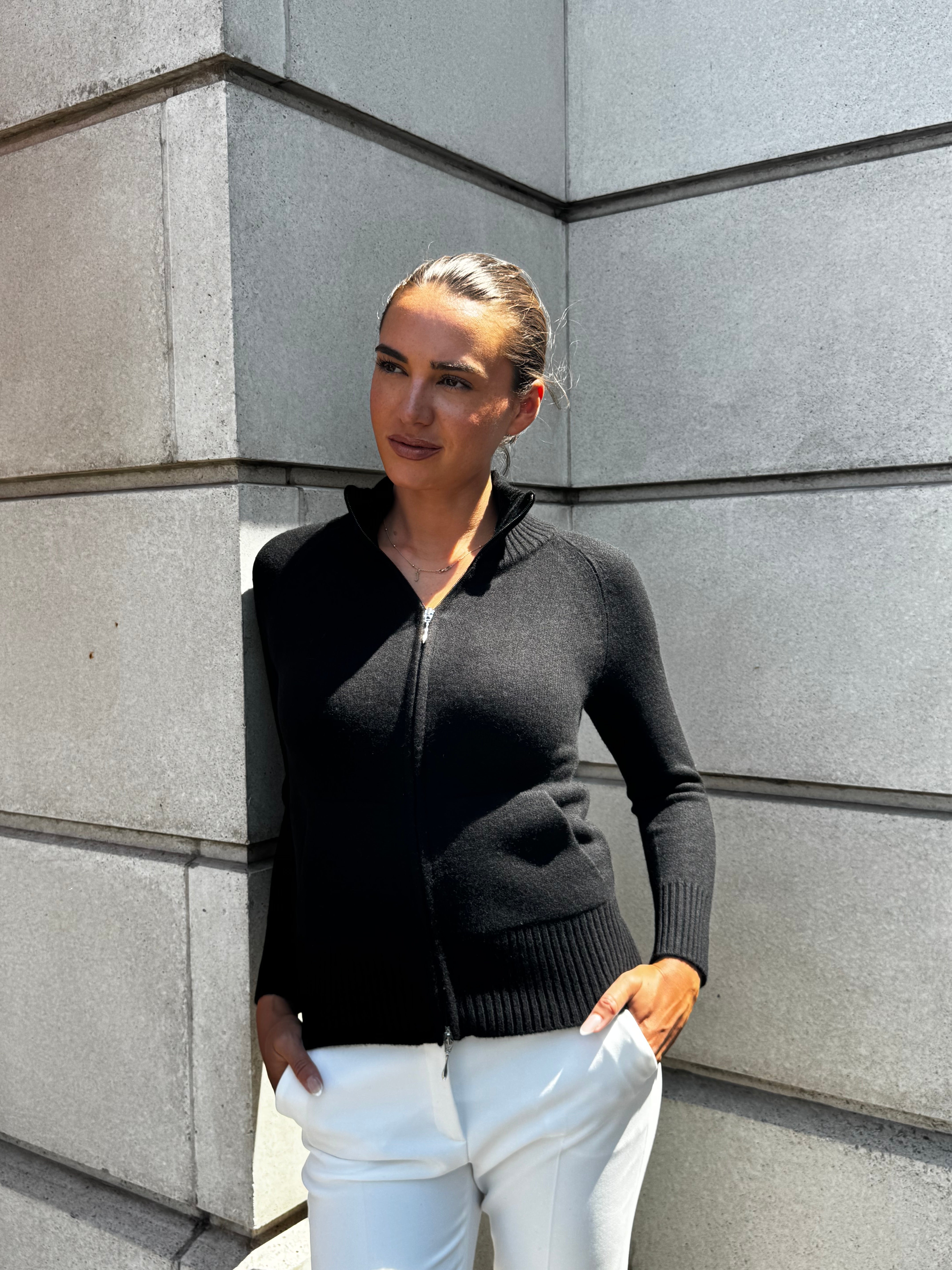 CASHMERE CARDIGAN- BLACK
