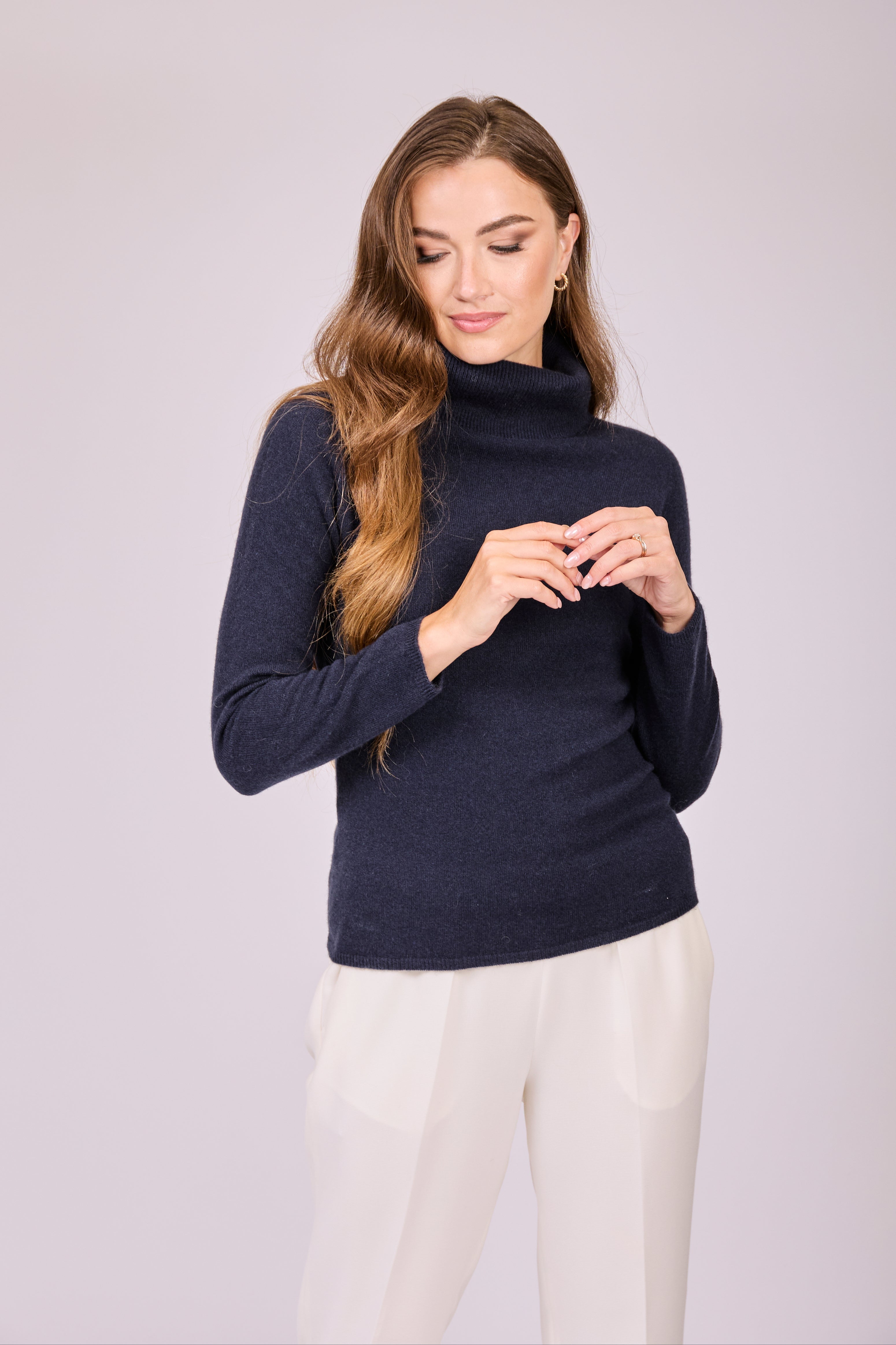 Divine Cashmere navy jumper in cashmere with oversize collar and relaxed fit