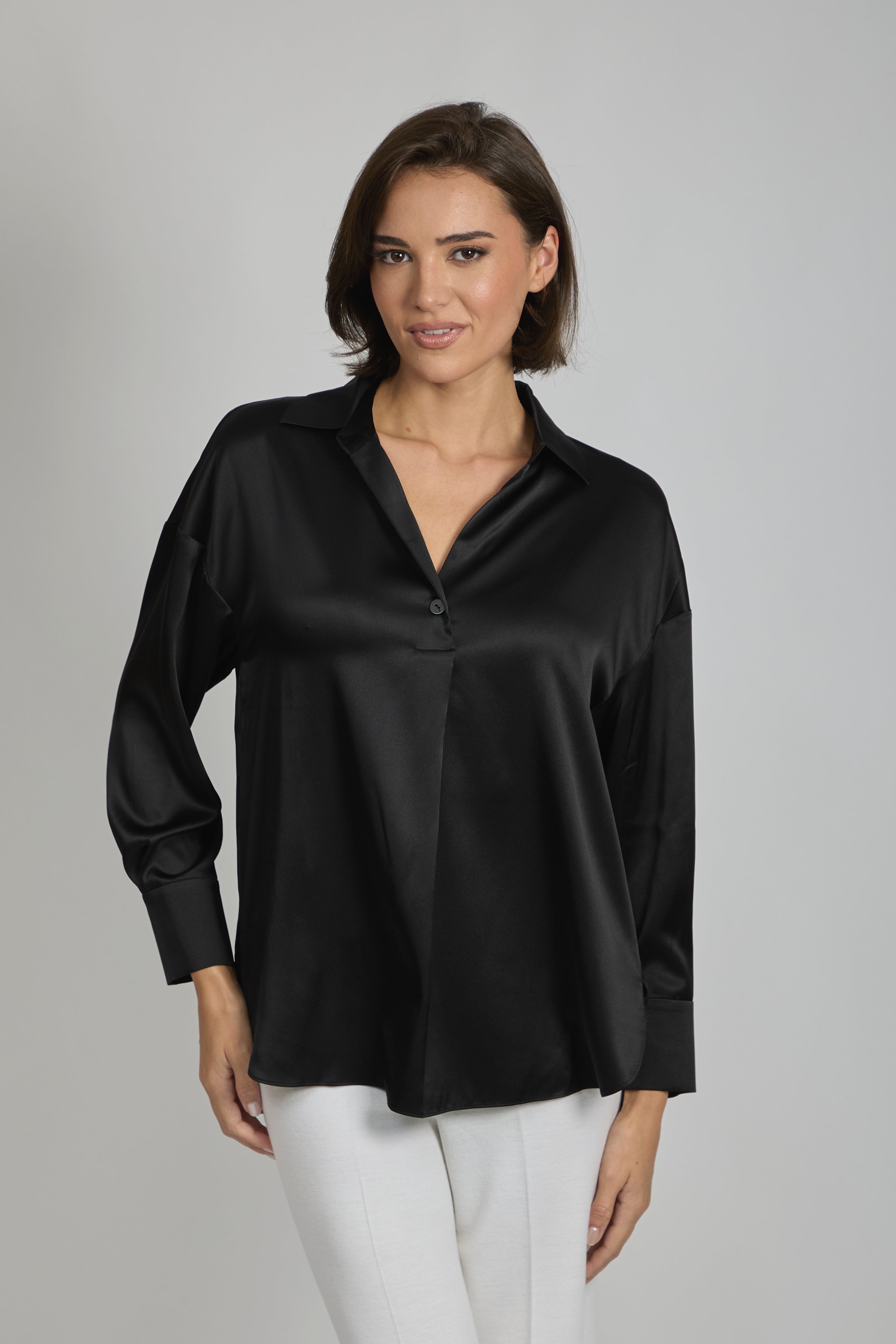 Divine Cashmere silk blouse with elegant tailored cut and subtle sheen