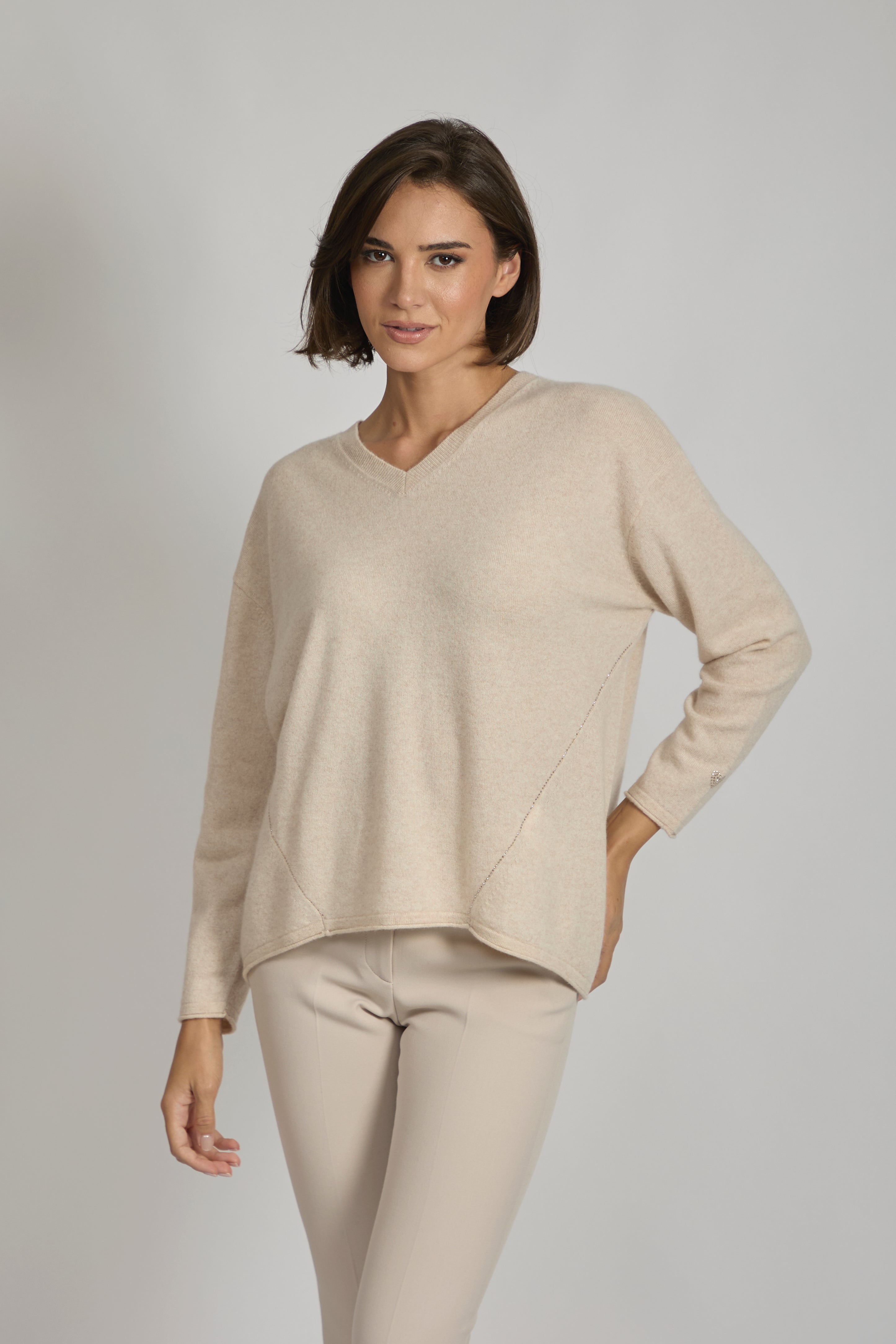 Divine Cashmere V-neck cashmere jumper with sequin trim