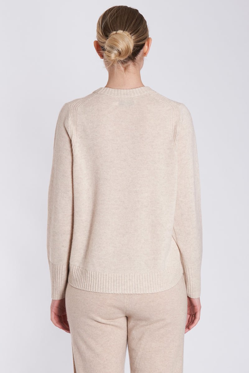 CREW NECK DETAIL SHOULDER - BEIGE